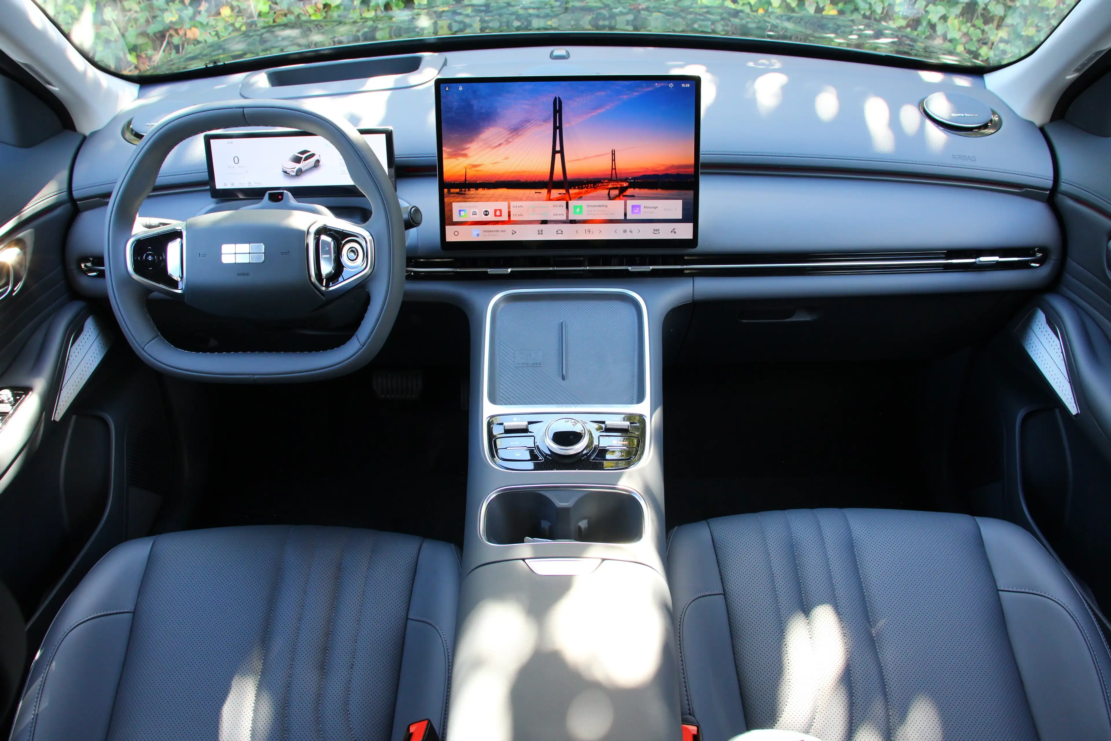 Geely Starray EM-i MAX+ | DIRECT LEVERBAAR | BOMVOL! | MASSAGE ZETELS — photo 5