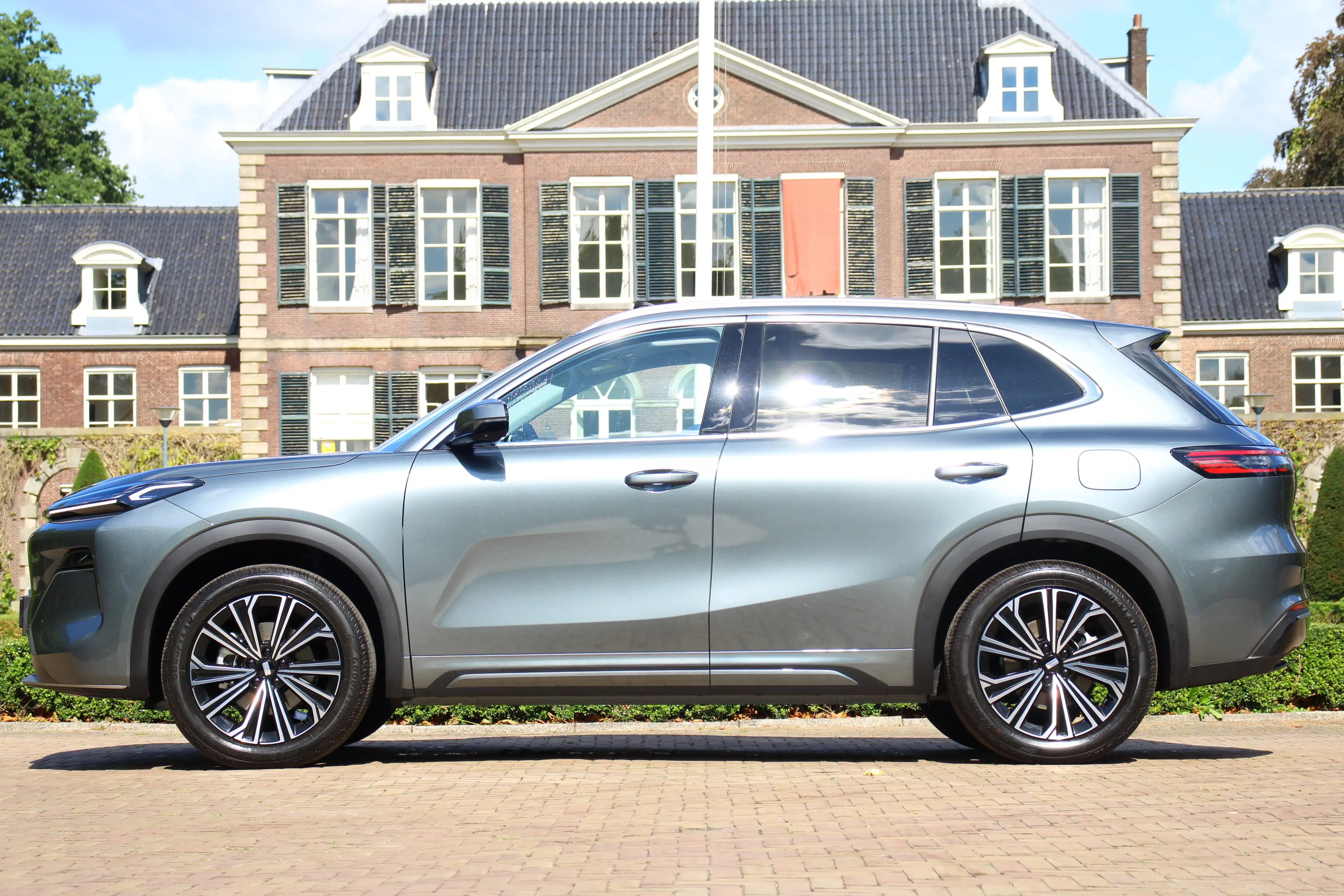 Geely Starray EM-i MAX+ | DIRECT LEVERBAAR | BOMVOL! | MASSAGE ZETELS — photo 2