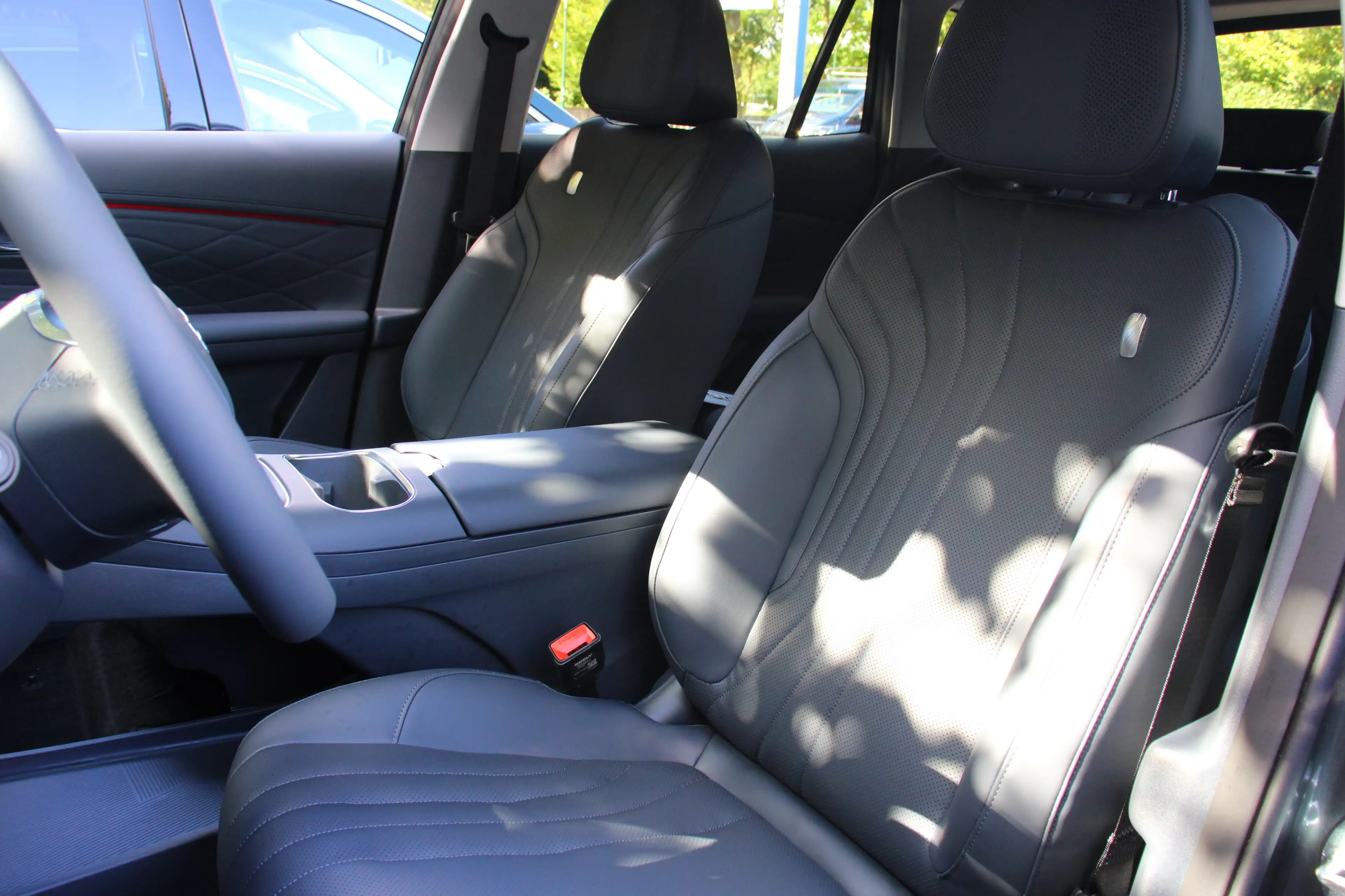 Geely Starray EM-i MAX+ | DIRECT LEVERBAAR | BOMVOL! | MASSAGE ZETELS — photo 8