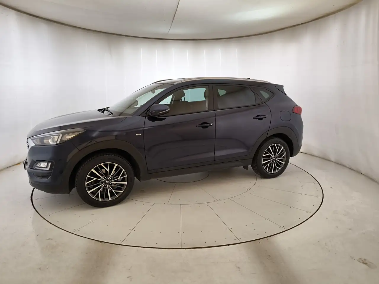 Hyundai TUCSON 1.6 CRDi 48V Exellence Leather Pack, миниатюра 2