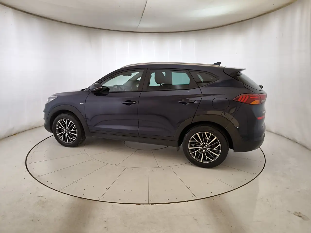 Hyundai TUCSON 1.6 CRDi 48V Exellence Leather Pack, миниатюра 3