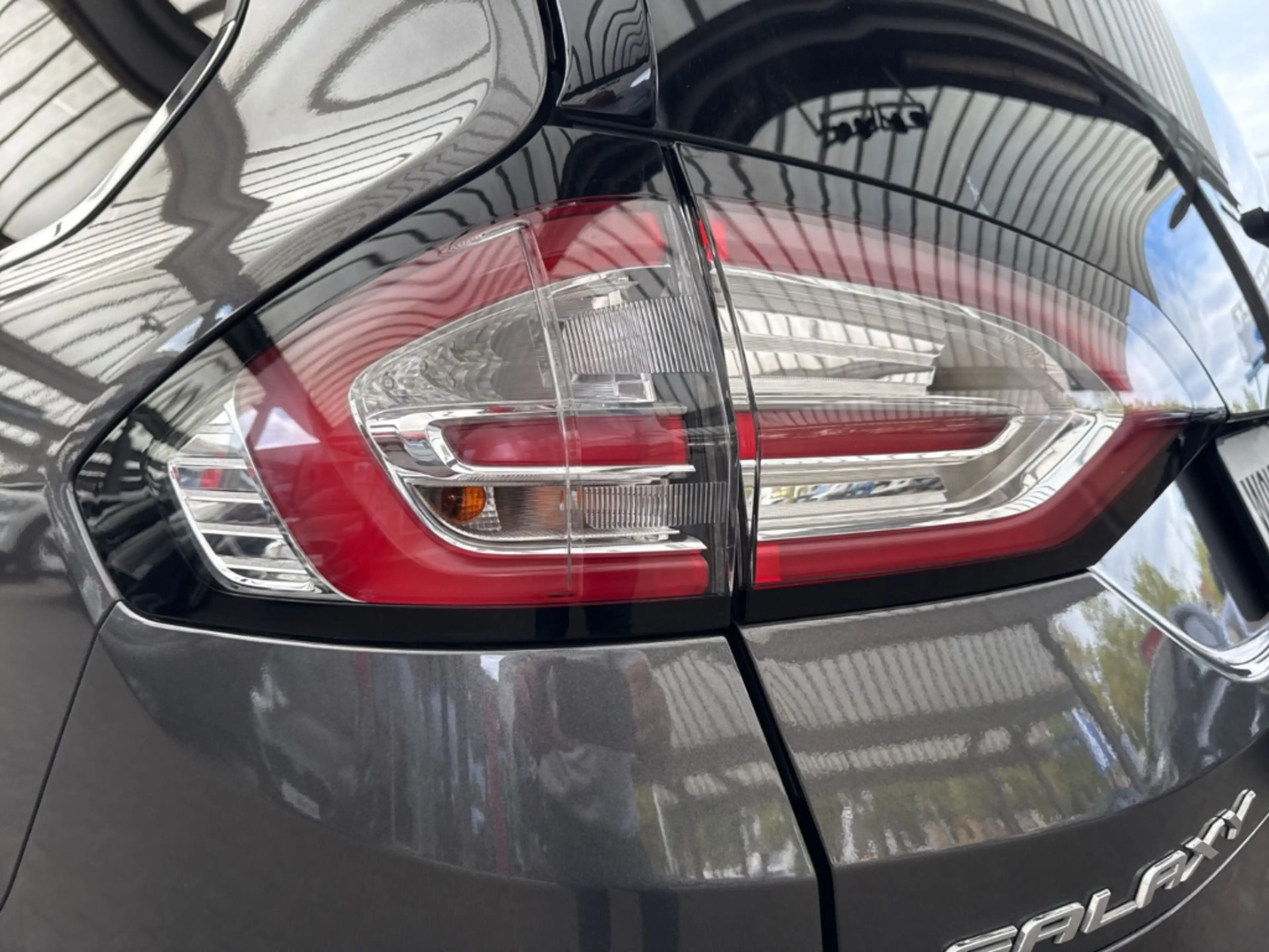 Ford Galaxy Titanium 7-Sitzer AHK Panorama-SD Business/Winterp — photo 13