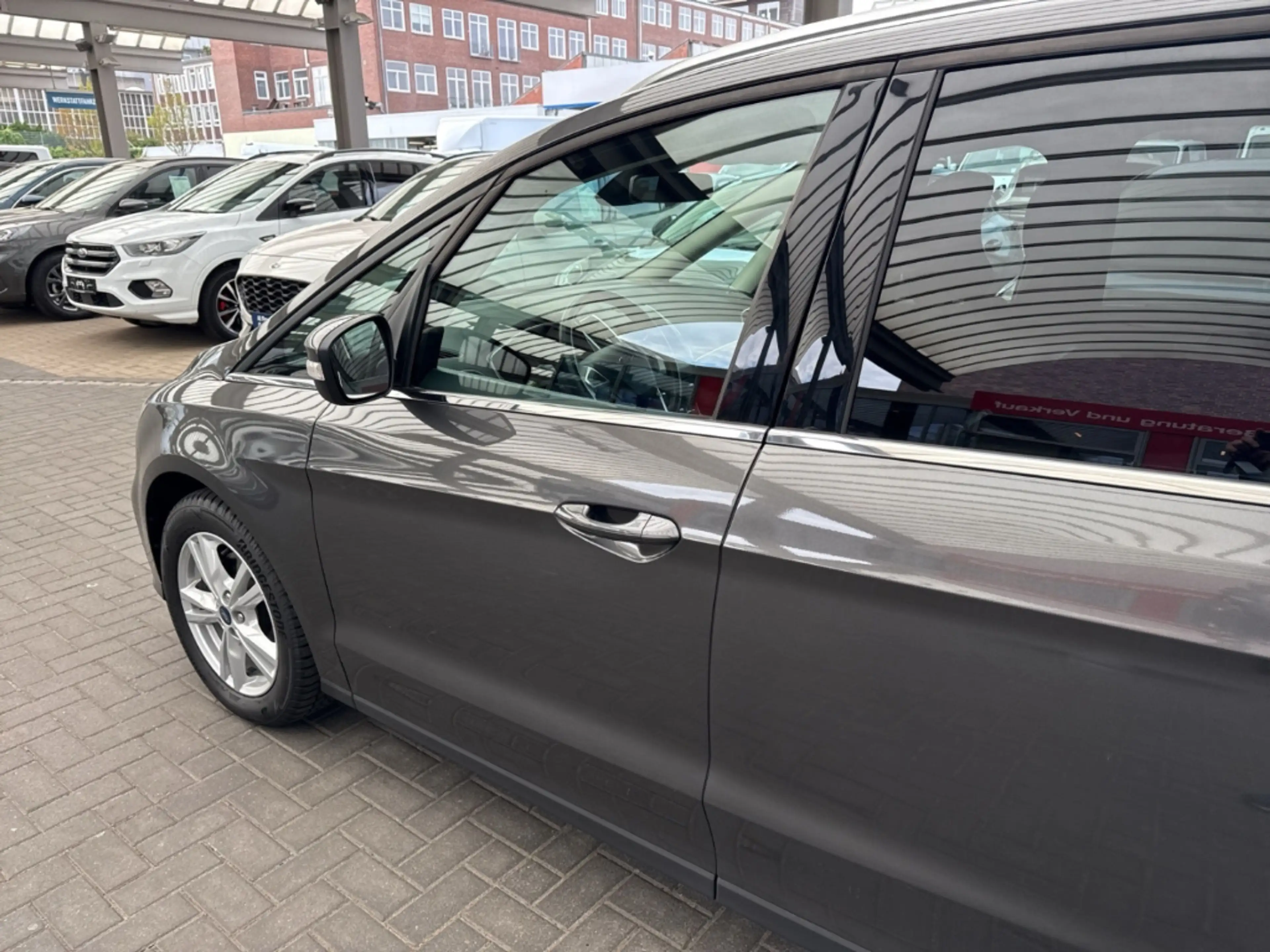Ford Galaxy Titanium 7-Sitzer AHK Panorama-SD Business/Winterp — photo 8