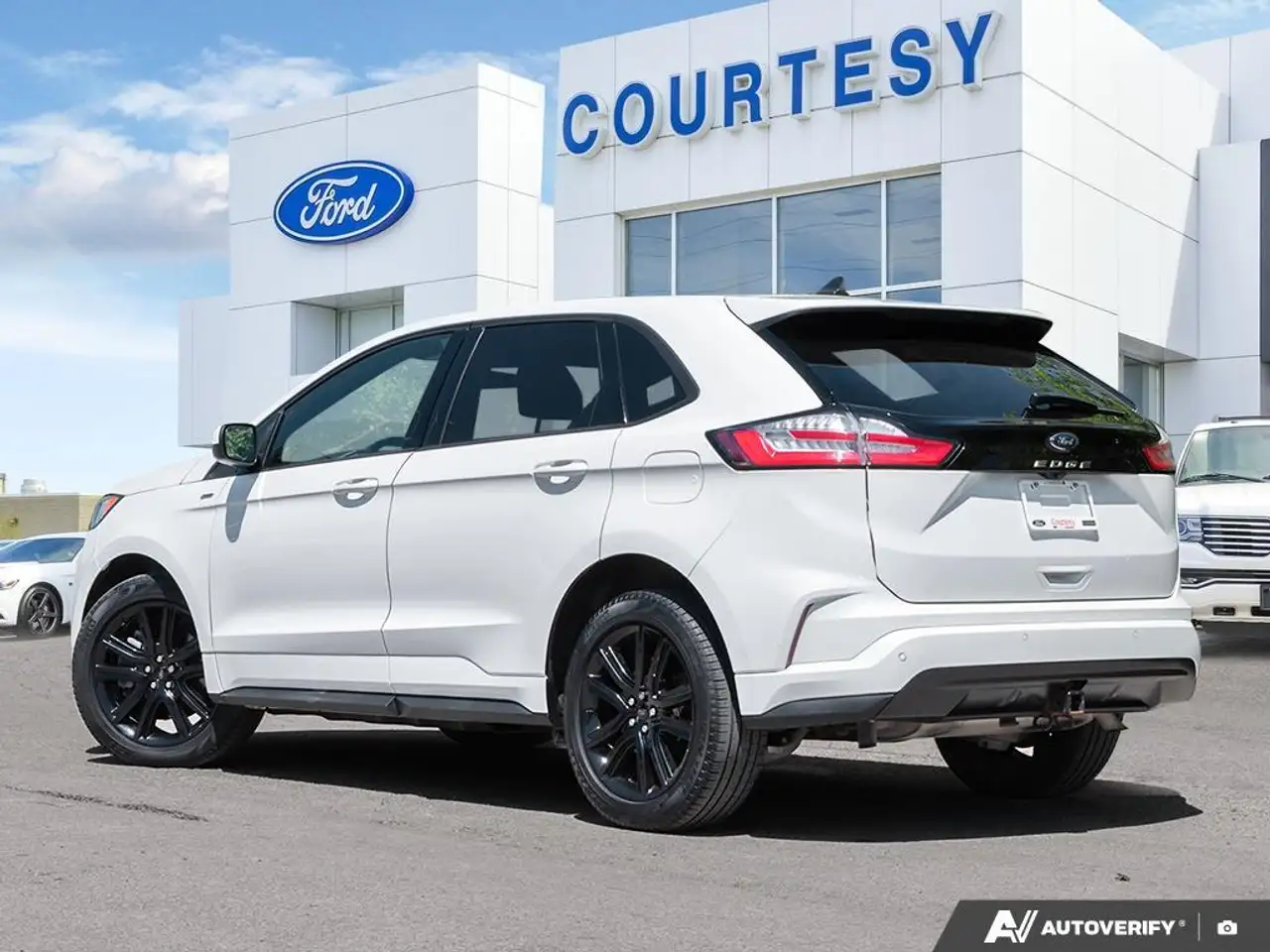 Ford Edge снимка Ford Edge