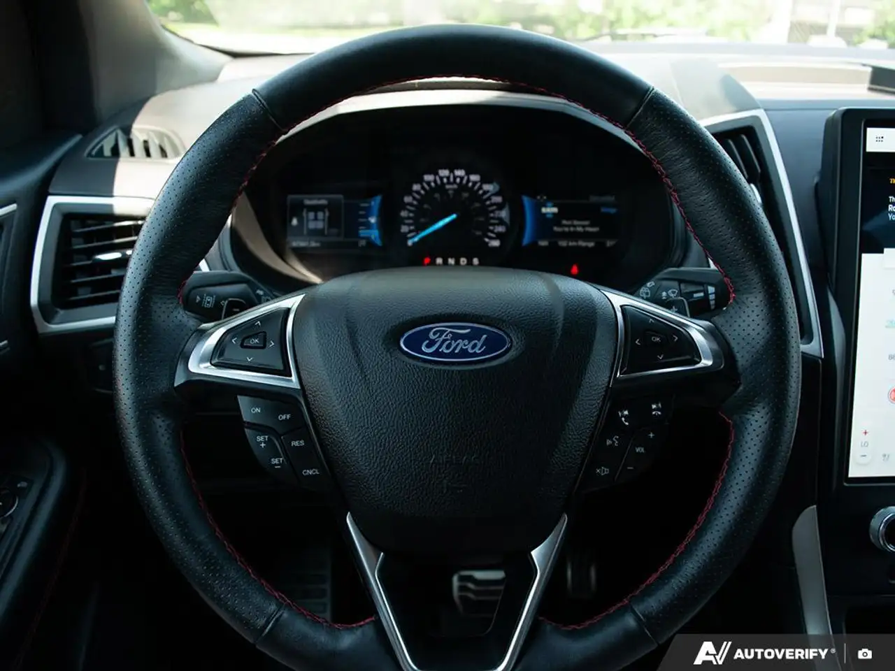 Ford Edge снимка Ford Edge