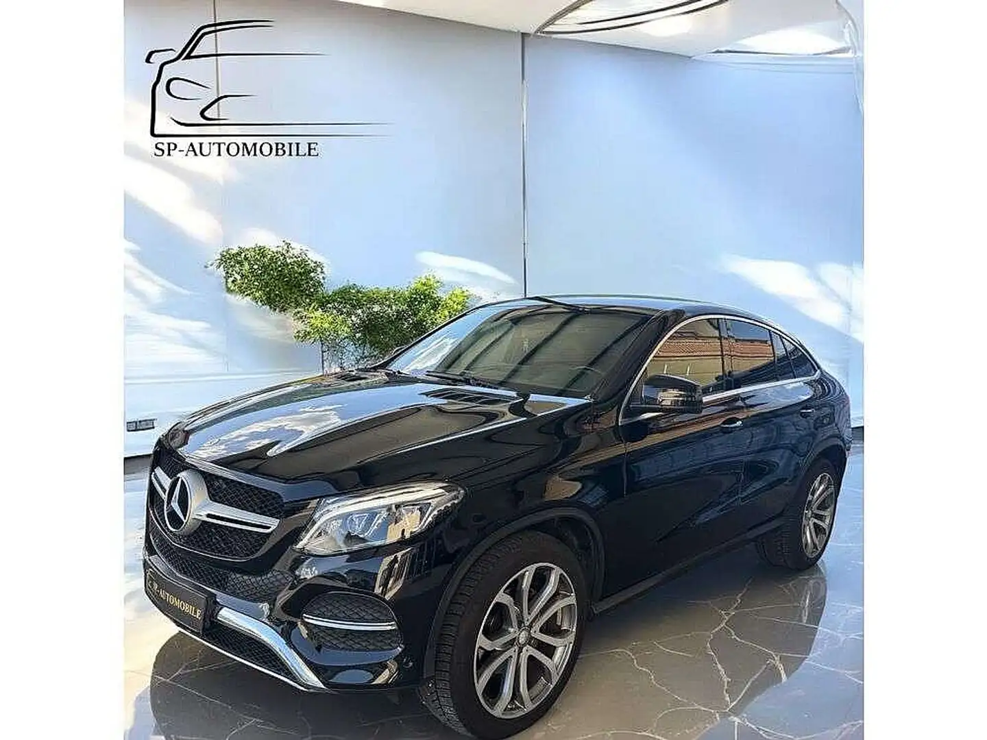 Mercedes-Benz GLE 350 d 4Matic (292.324) Schwarz - 1
