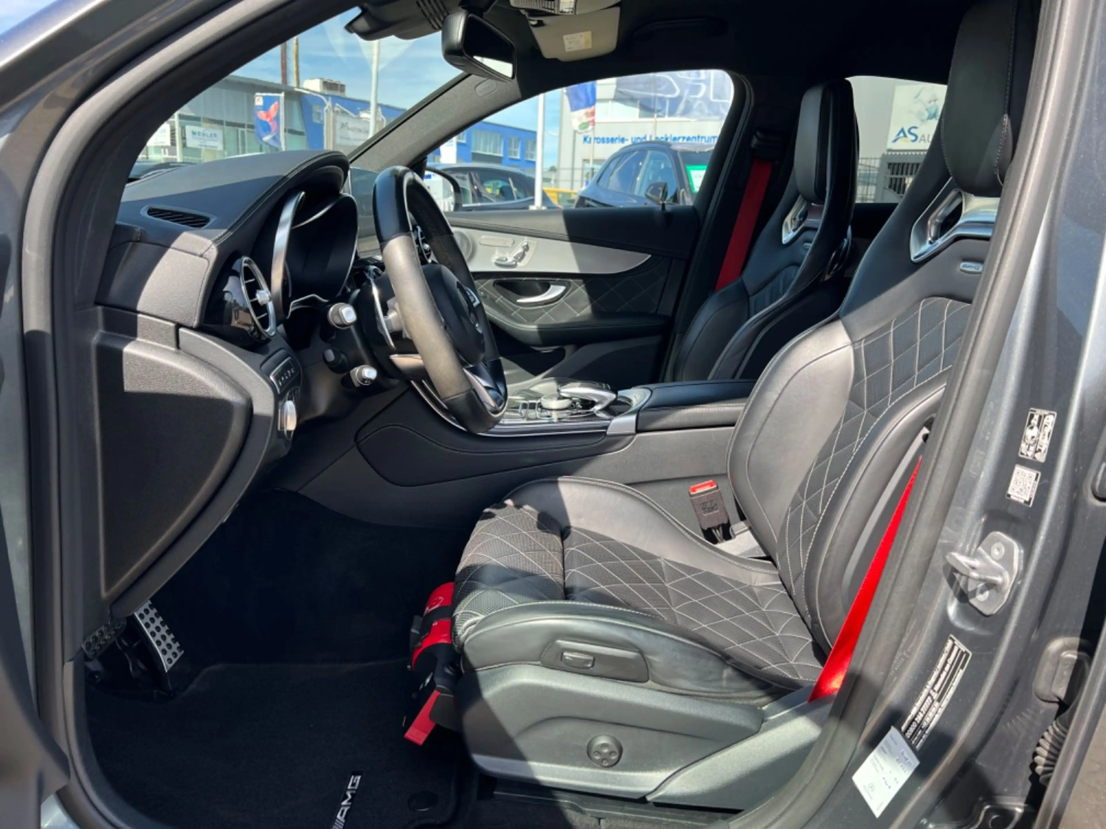Mercedes-Benz GLC 63 AMG GLC 63 S AMG Coupe 4Matic Schalensitze... — photo 11