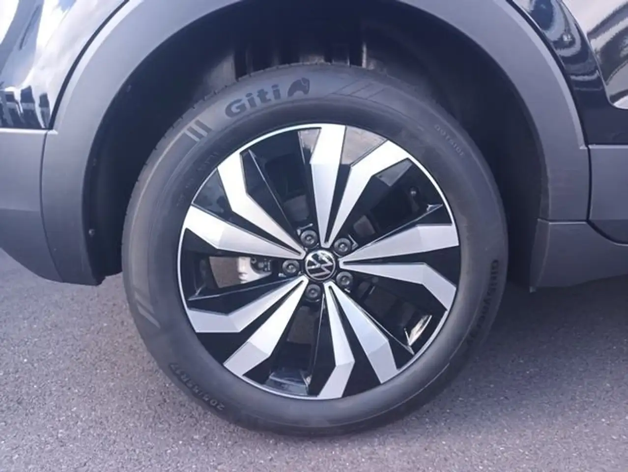 Volkswagen T-Cross 1.0 TSI Más 85kW 3