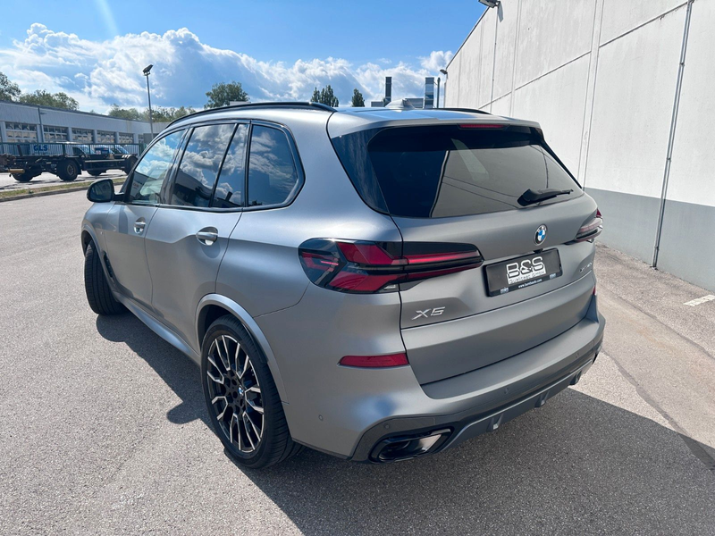 BMW X5 40 d xDrive M Sport | VOLL | MWST AUSW | B&W — photo 6