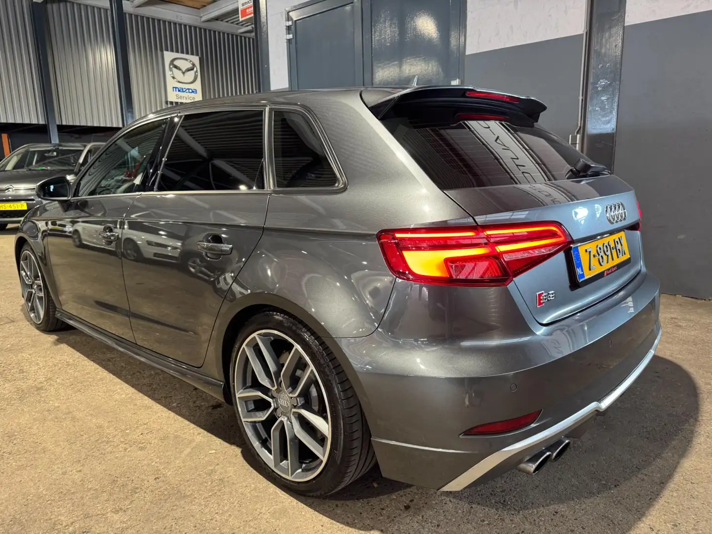 Audi S3 2.0 TFSI S3 Quattro|Apple Carplay|Digi Dash|Zeer M Gris - 2