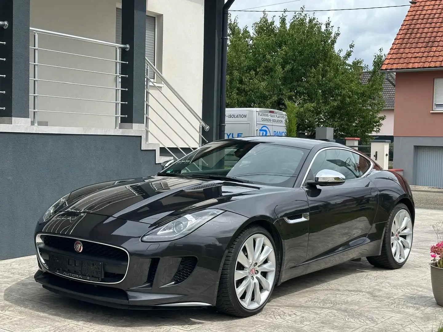 Jaguar F-Type Coupé V6 3L Essence Suralimenté 340 ch BVA8 - 1