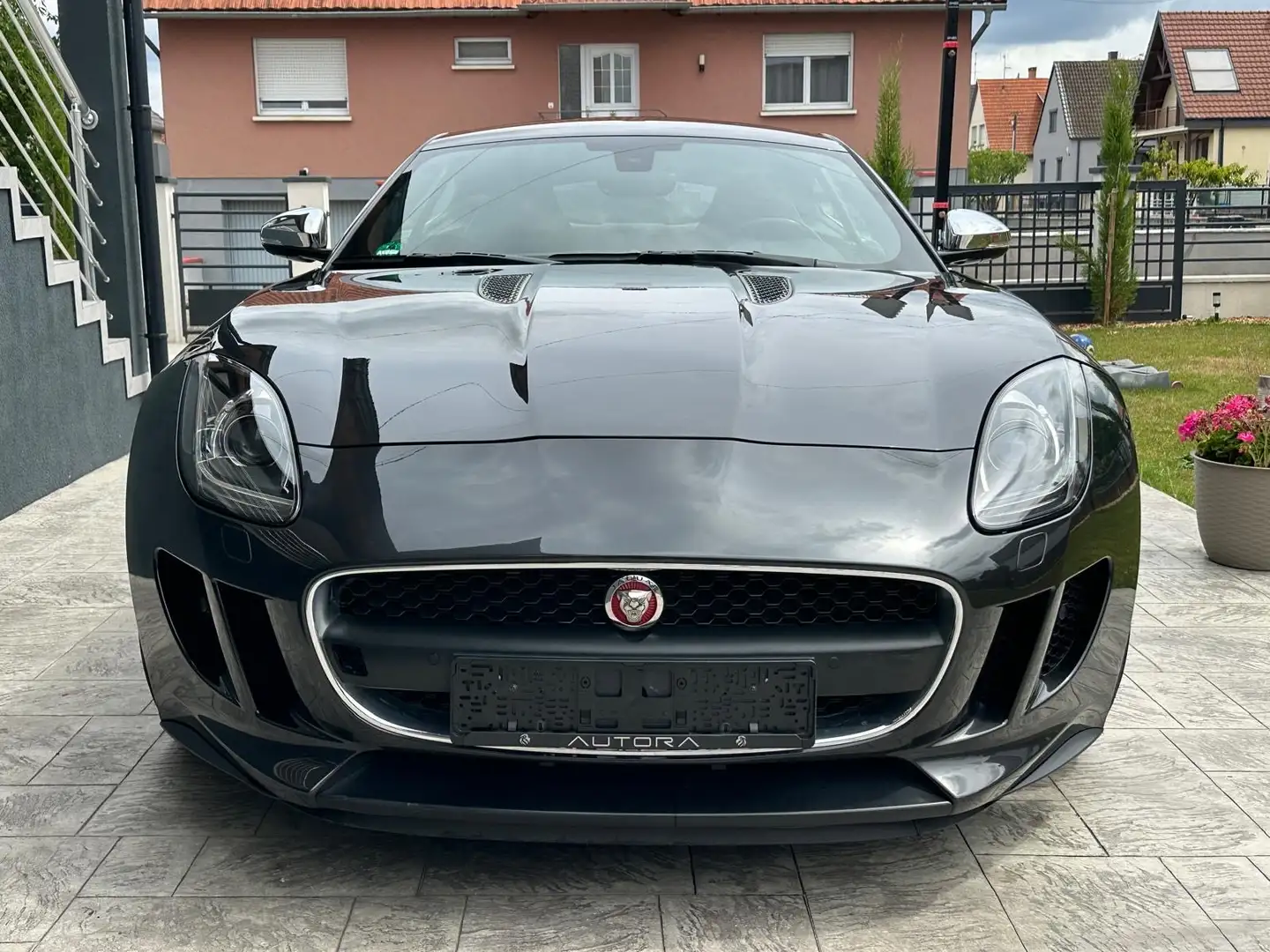 Jaguar F-Type Coupé V6 3L Essence Suralimenté 340 ch BVA8 - 2