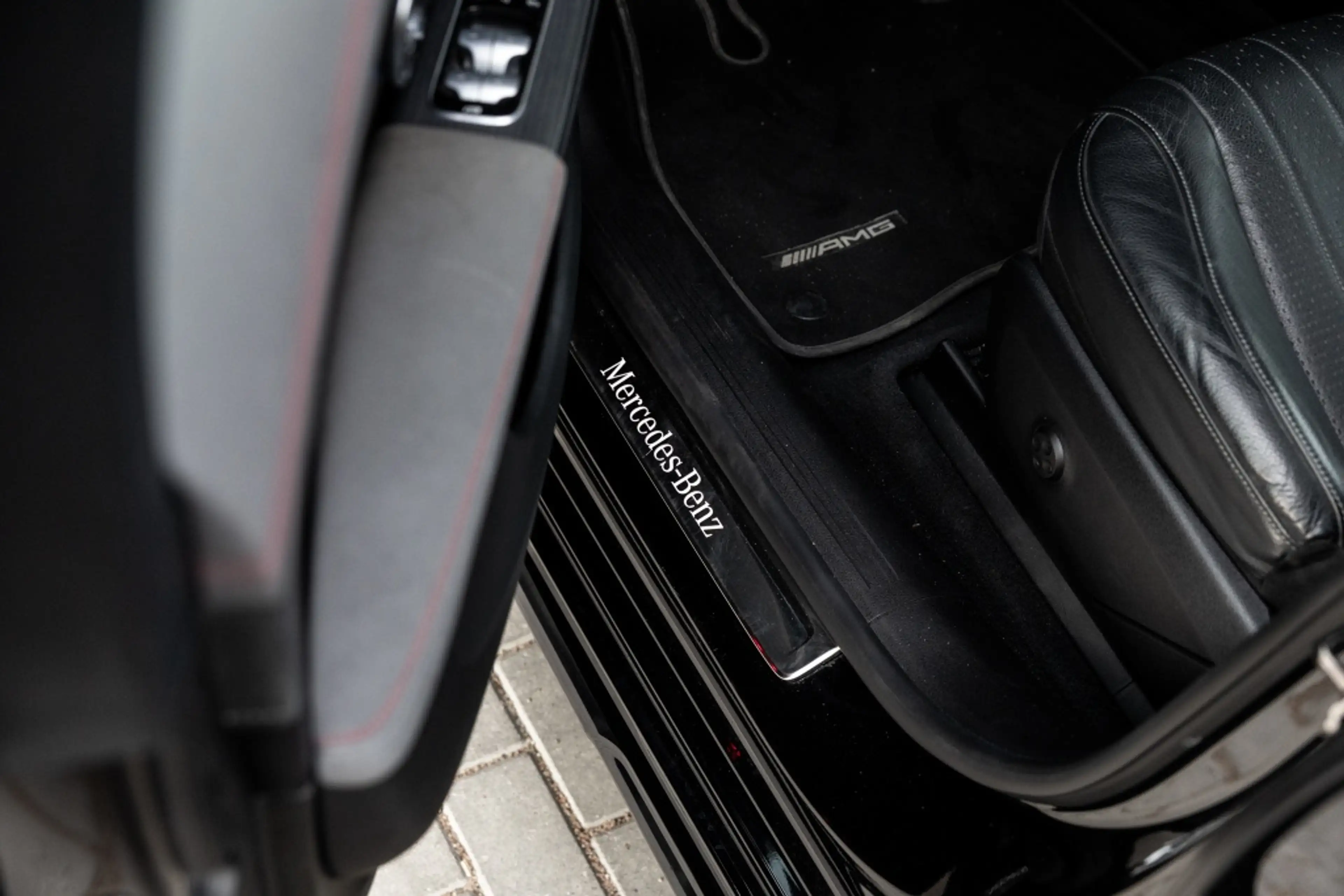 Mercedes-Benz EQS SUV 580 4M AMG Line | 4WS | Widescreen | Burmester | — photo 31