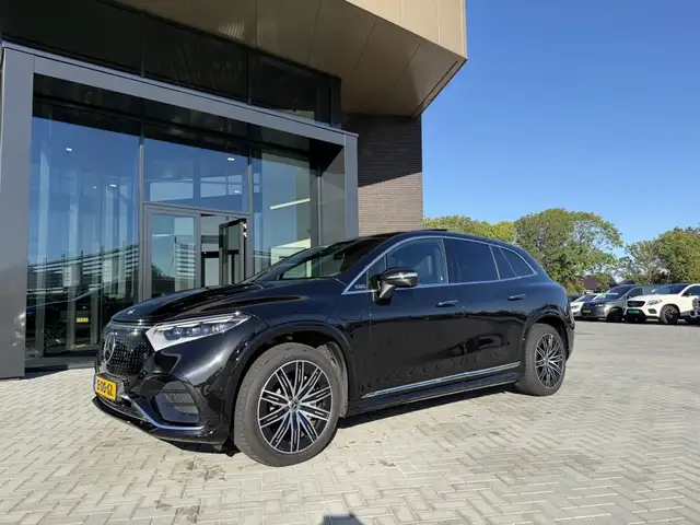 Mercedes-Benz Eqs view 7