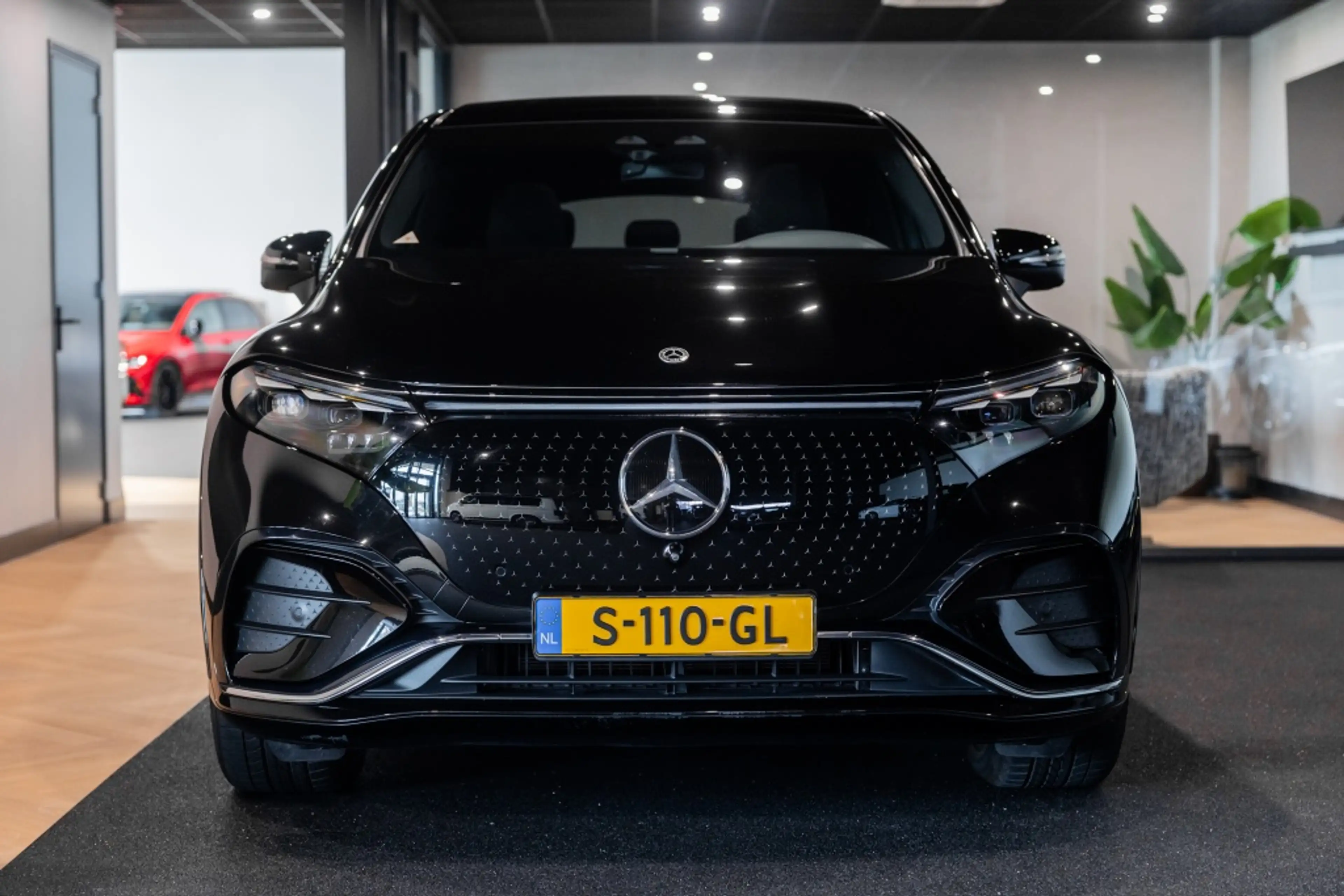 Mercedes-Benz EQS SUV 580 4M AMG Line | 4WS | Widescreen | Burmester | — photo 15