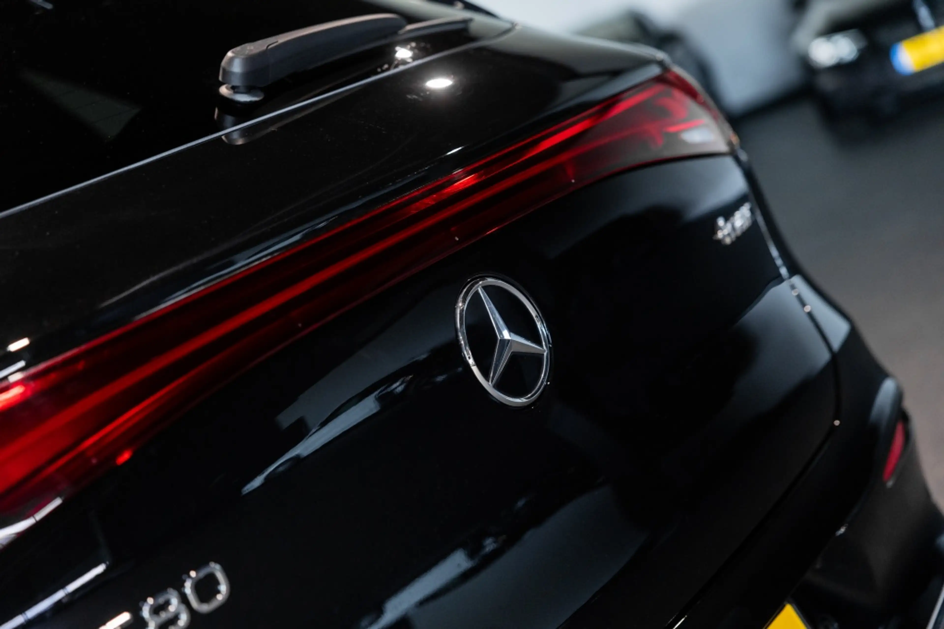 Mercedes-Benz EQS SUV 580 4M AMG Line | 4WS | Widescreen | Burmester | — photo 9