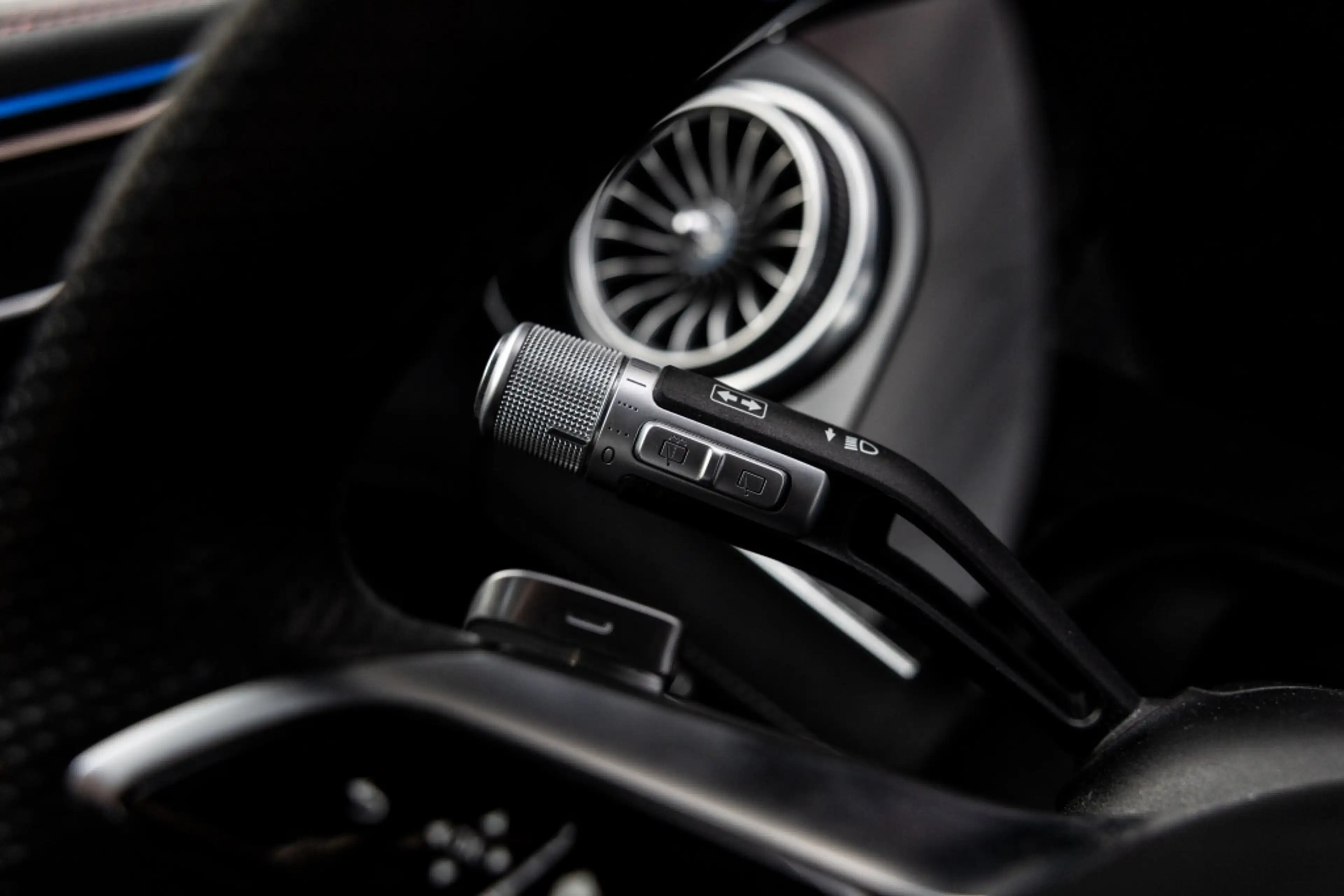 Mercedes-Benz EQS SUV 580 4M AMG Line | 4WS | Widescreen | Burmester | — photo 41