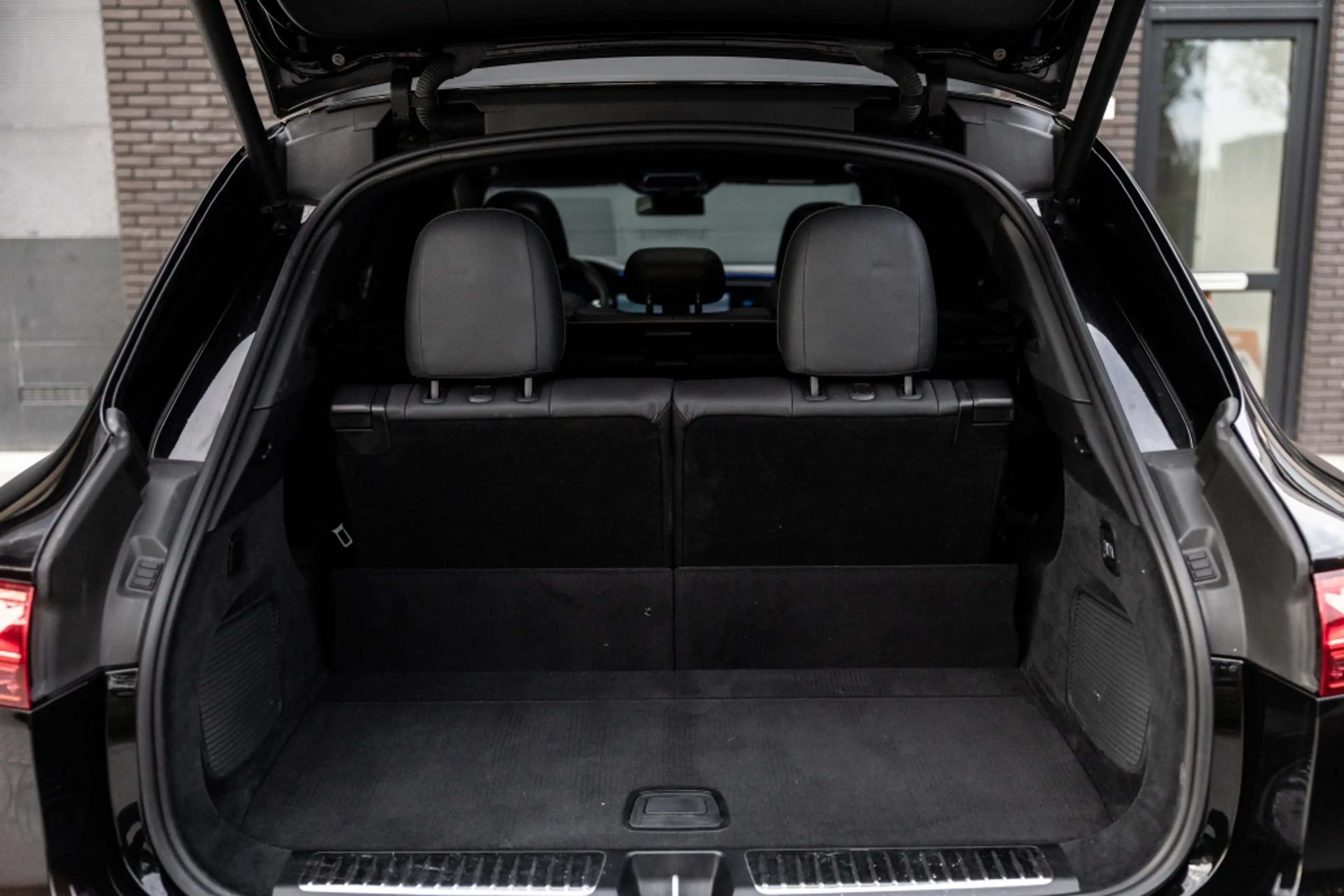 Mercedes-Benz EQS SUV 580 4M AMG Line | 4WS | Widescreen | Burmester | — photo 22