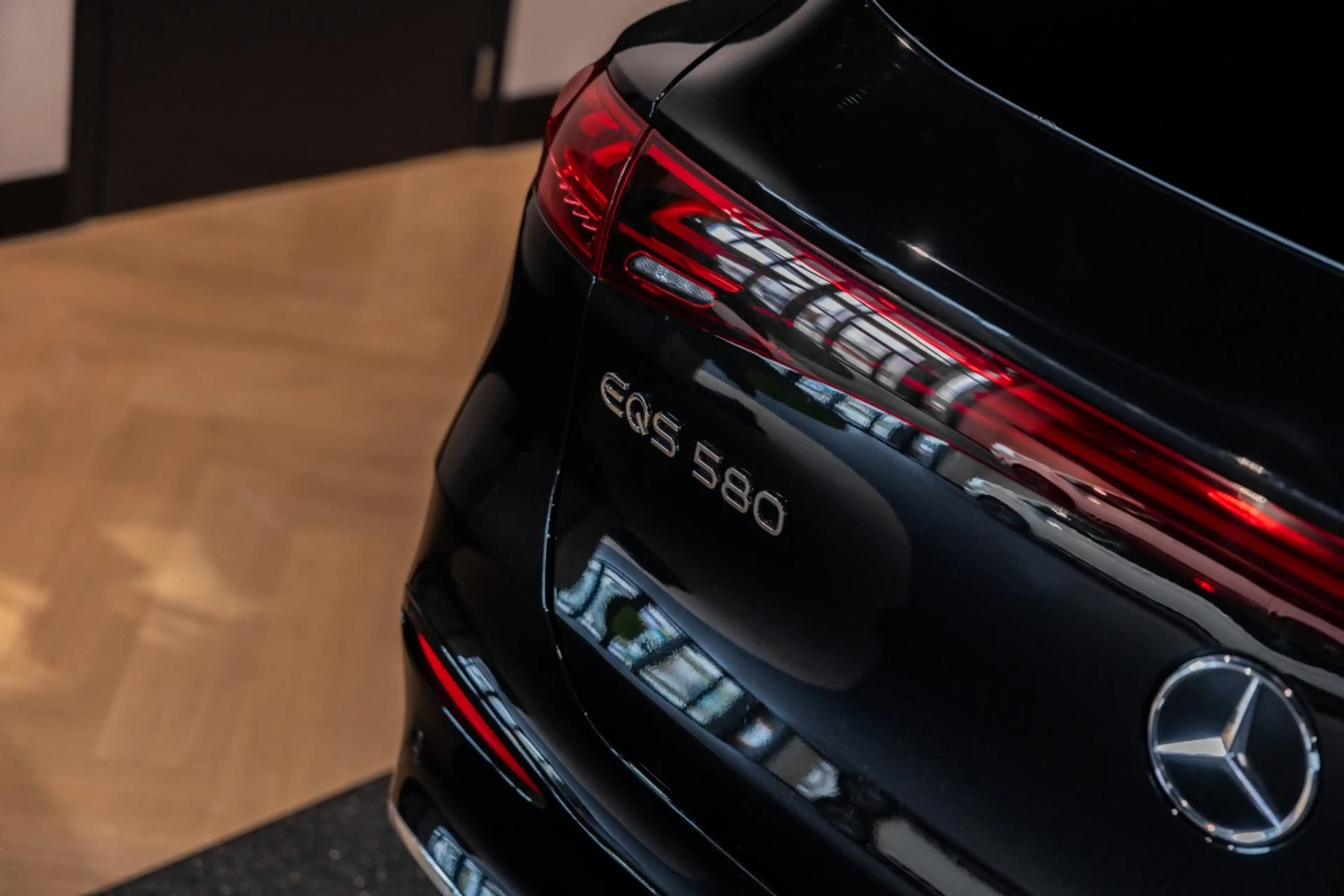 Mercedes-Benz EQS SUV 580 4M AMG Line | 4WS | Widescreen | Burmester | — photo 6