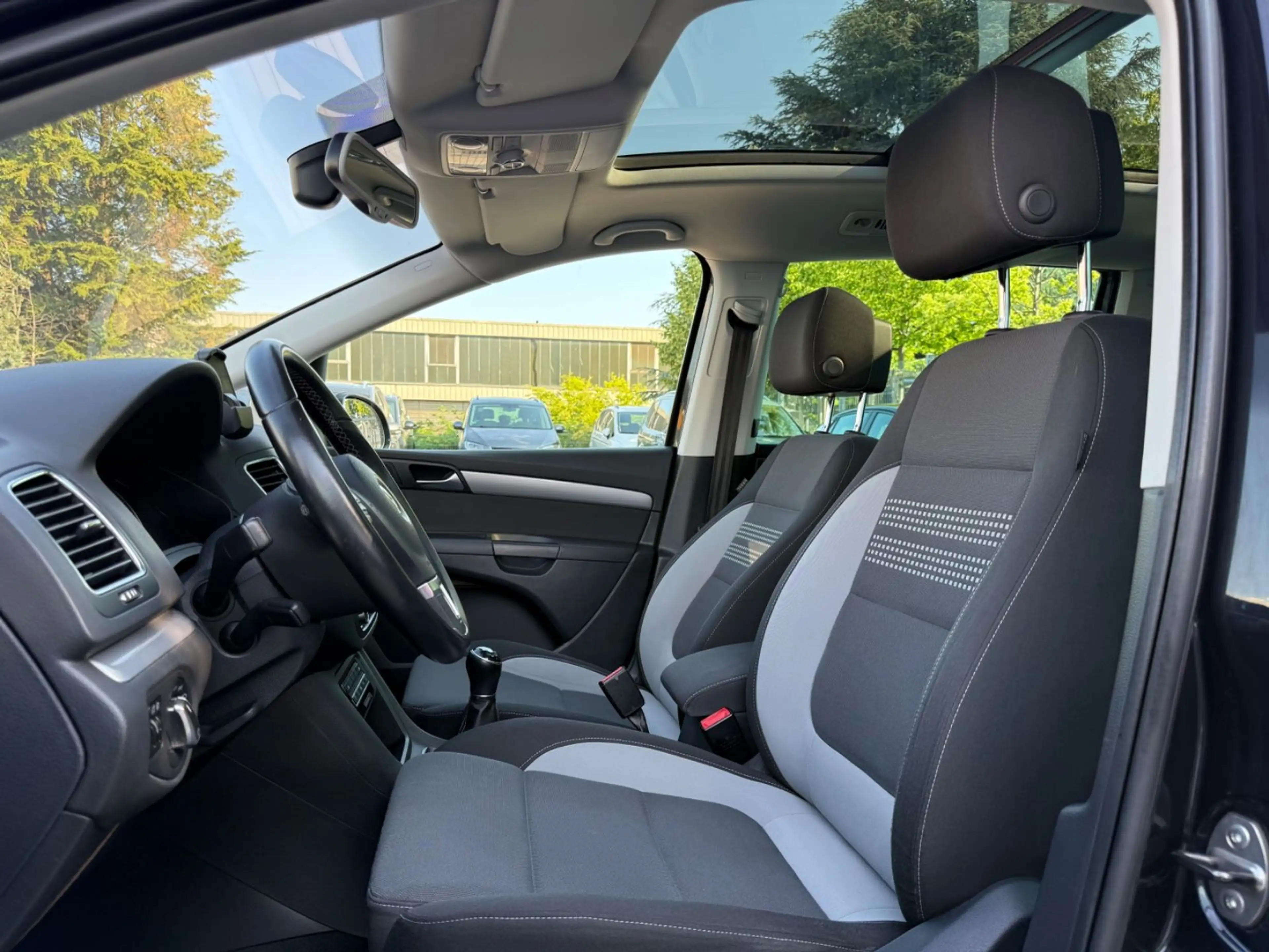 Volkswagen Sharan Life 2.0 TDI*7-Sitz*E-Türe*PANO*KAM*NAV* — photo 8