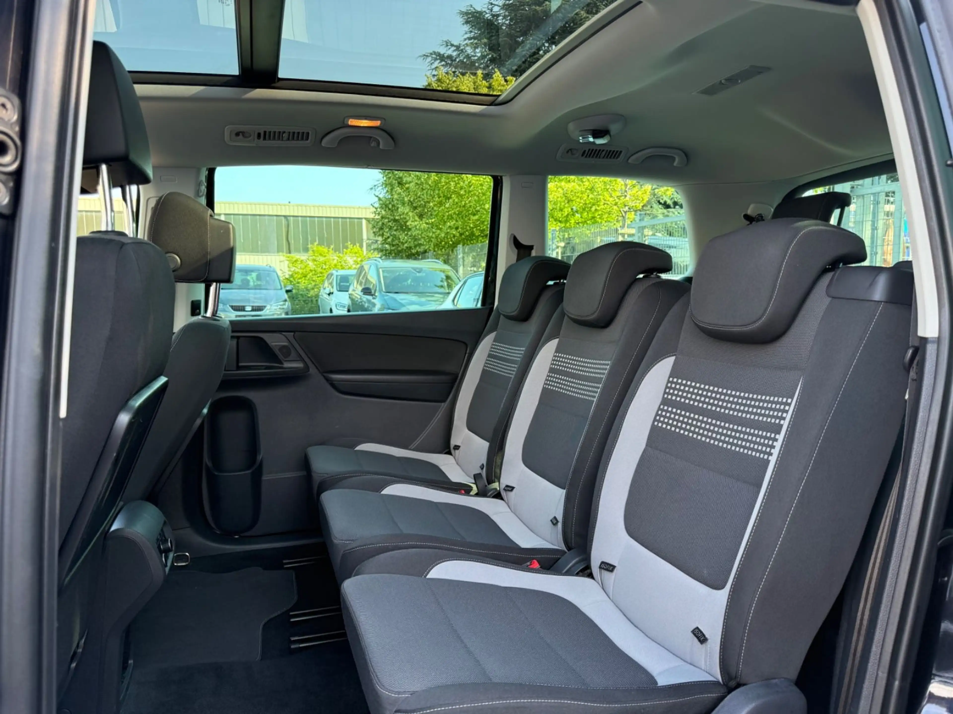 Volkswagen Sharan Life 2.0 TDI*7-Sitz*E-Türe*PANO*KAM*NAV* — photo 14