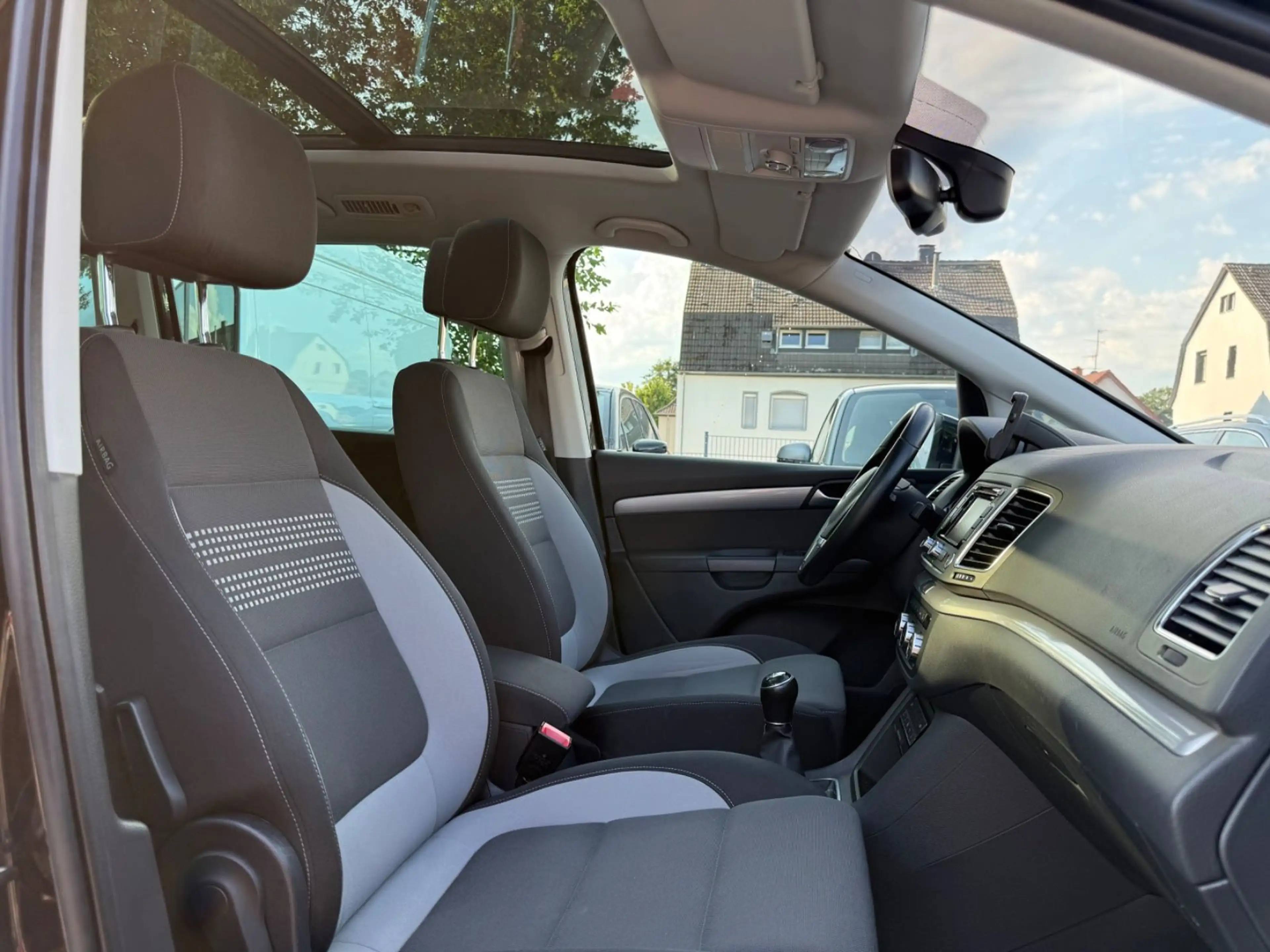 Volkswagen Sharan Life 2.0 TDI*7-Sitz*E-Türe*PANO*KAM*NAV* — photo 13