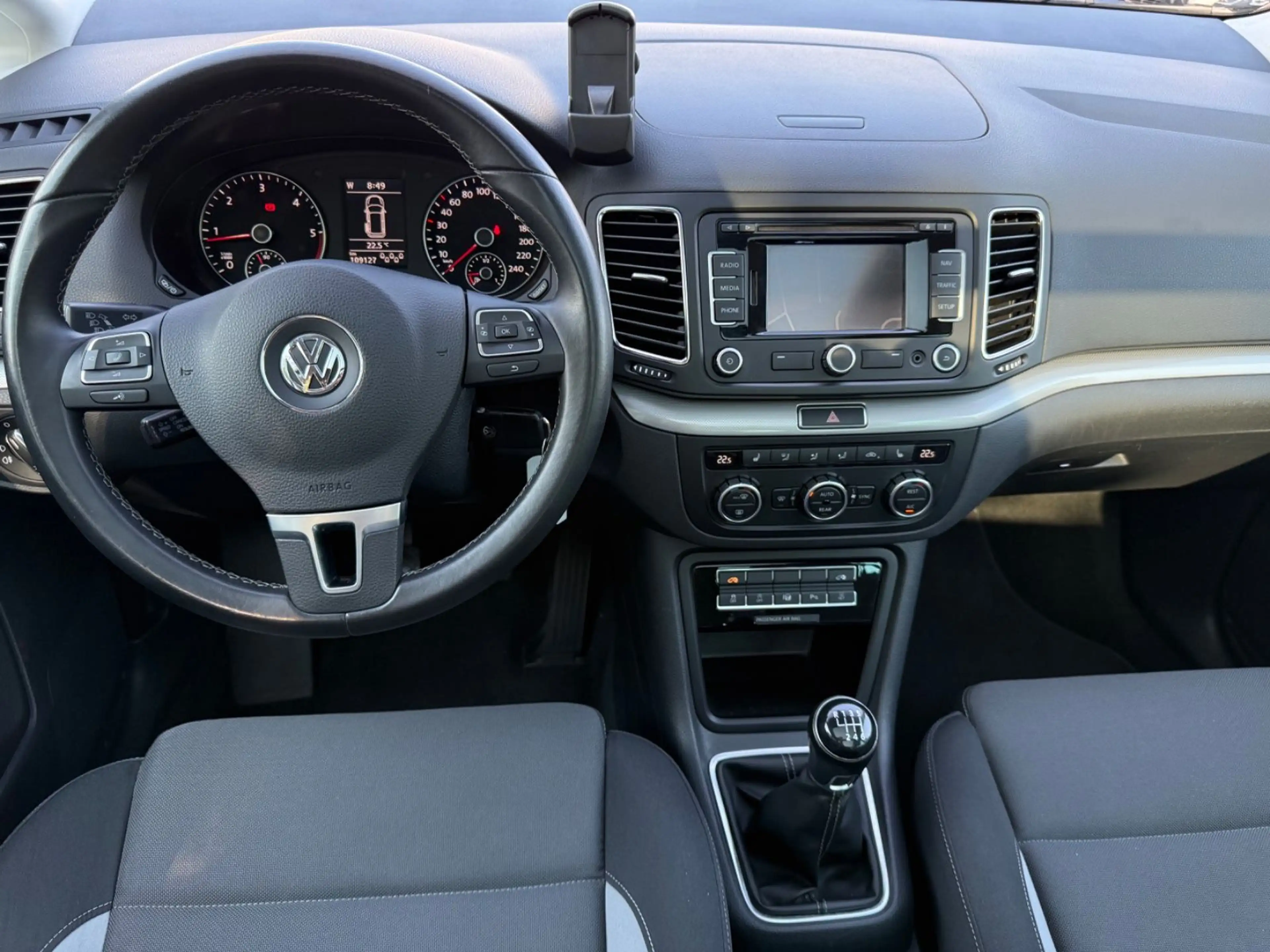 Volkswagen Sharan Life 2.0 TDI*7-Sitz*E-Türe*PANO*KAM*NAV* — photo 9