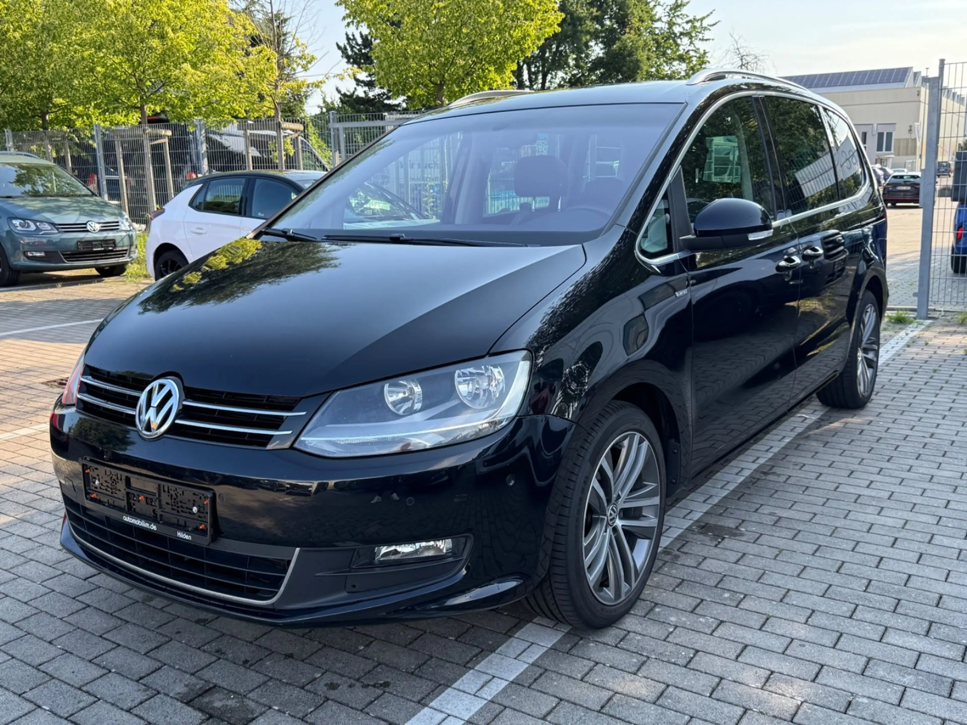 Volkswagen Sharan Life 2.0 TDI*7-Sitz*E-Türe*PANO*KAM*NAV* — photo 2