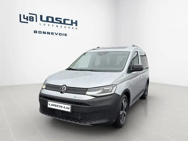 Volkswagen Caddy view 3