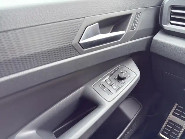 Volkswagen Caddy view 14