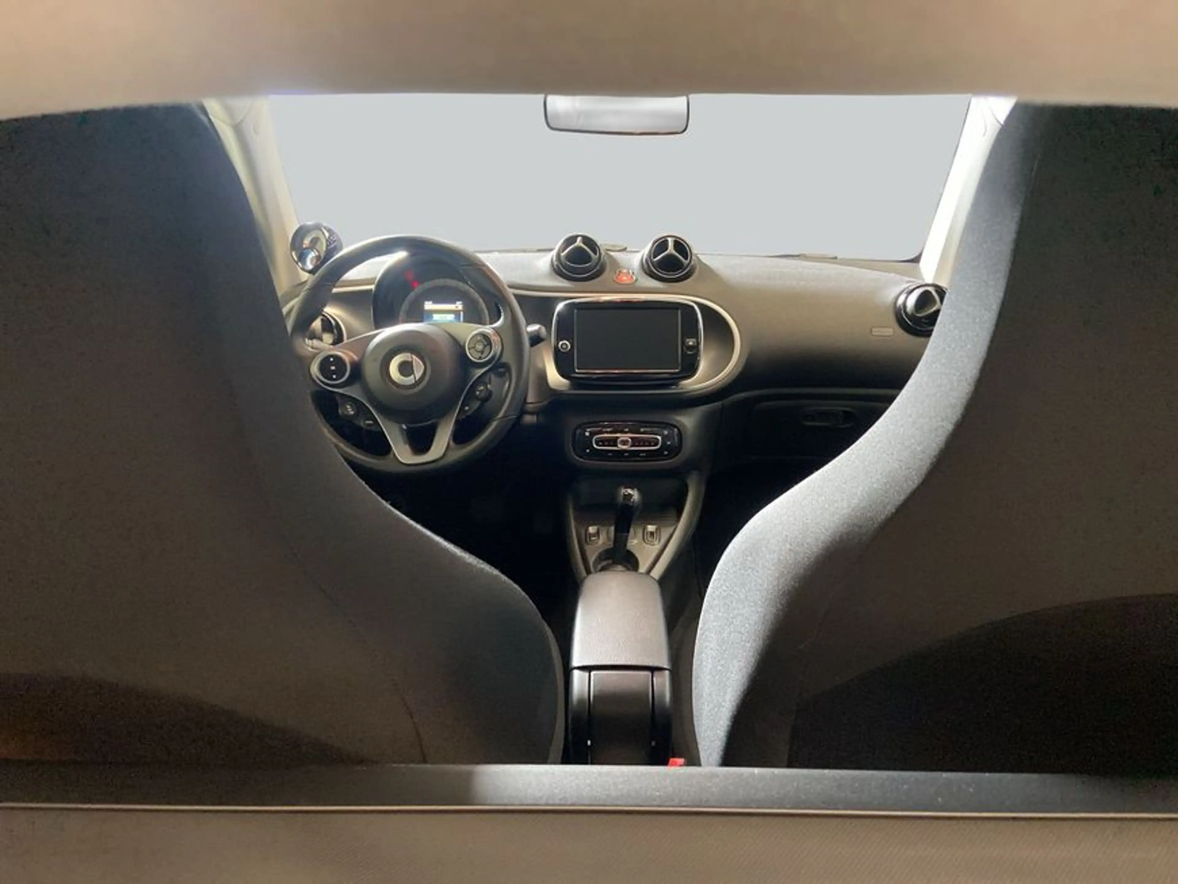 smart forTwo fortwo coupe EQ passion|22kW Lader|Shz|AdvancedPak — photo 12