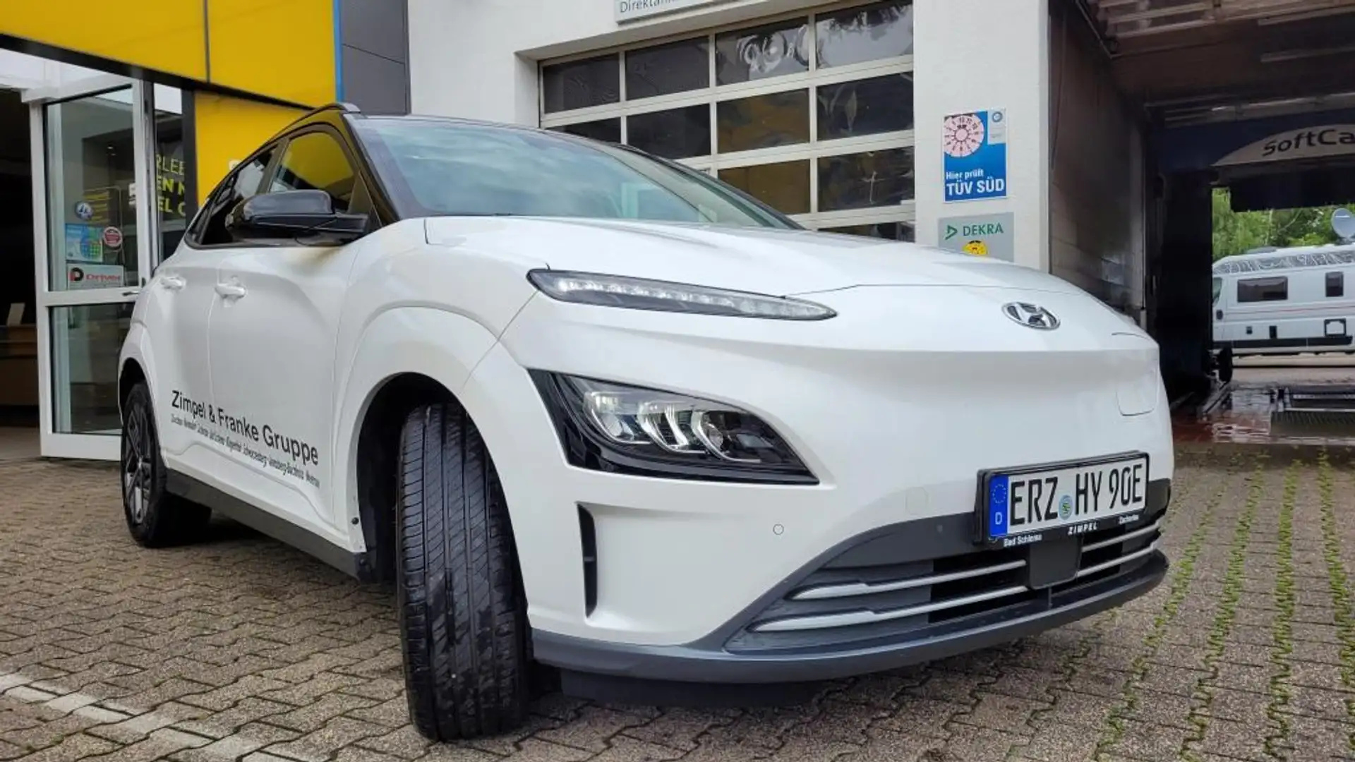Hyundai KONA Elektro AT 39 kWh Trend Sitzheizung+Kamera Weiß - 2