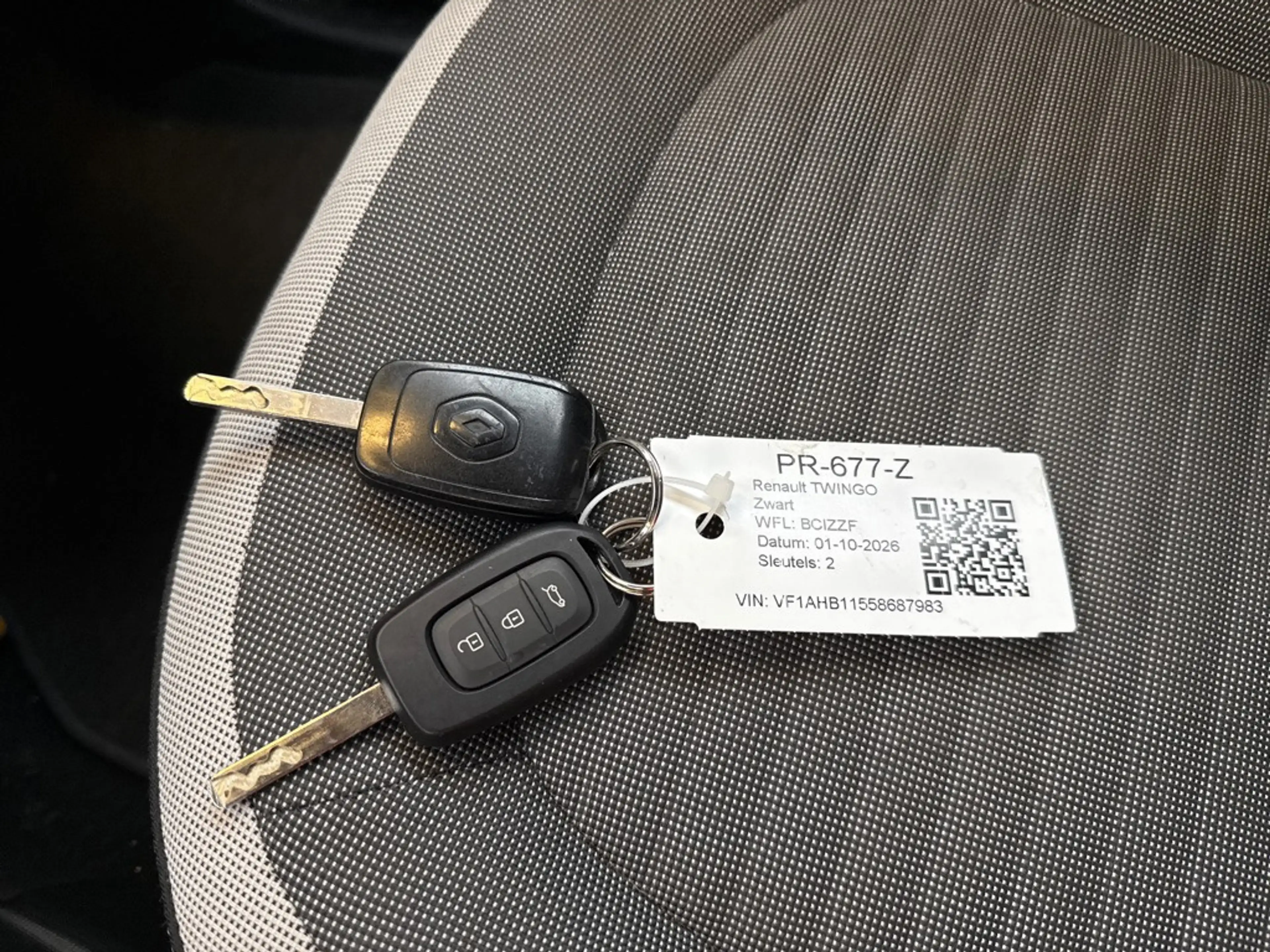 Renault Twingo 1.0 SCe Collection/ ORIGINEEL NL/ ZEER ZUINIG — photo 10
