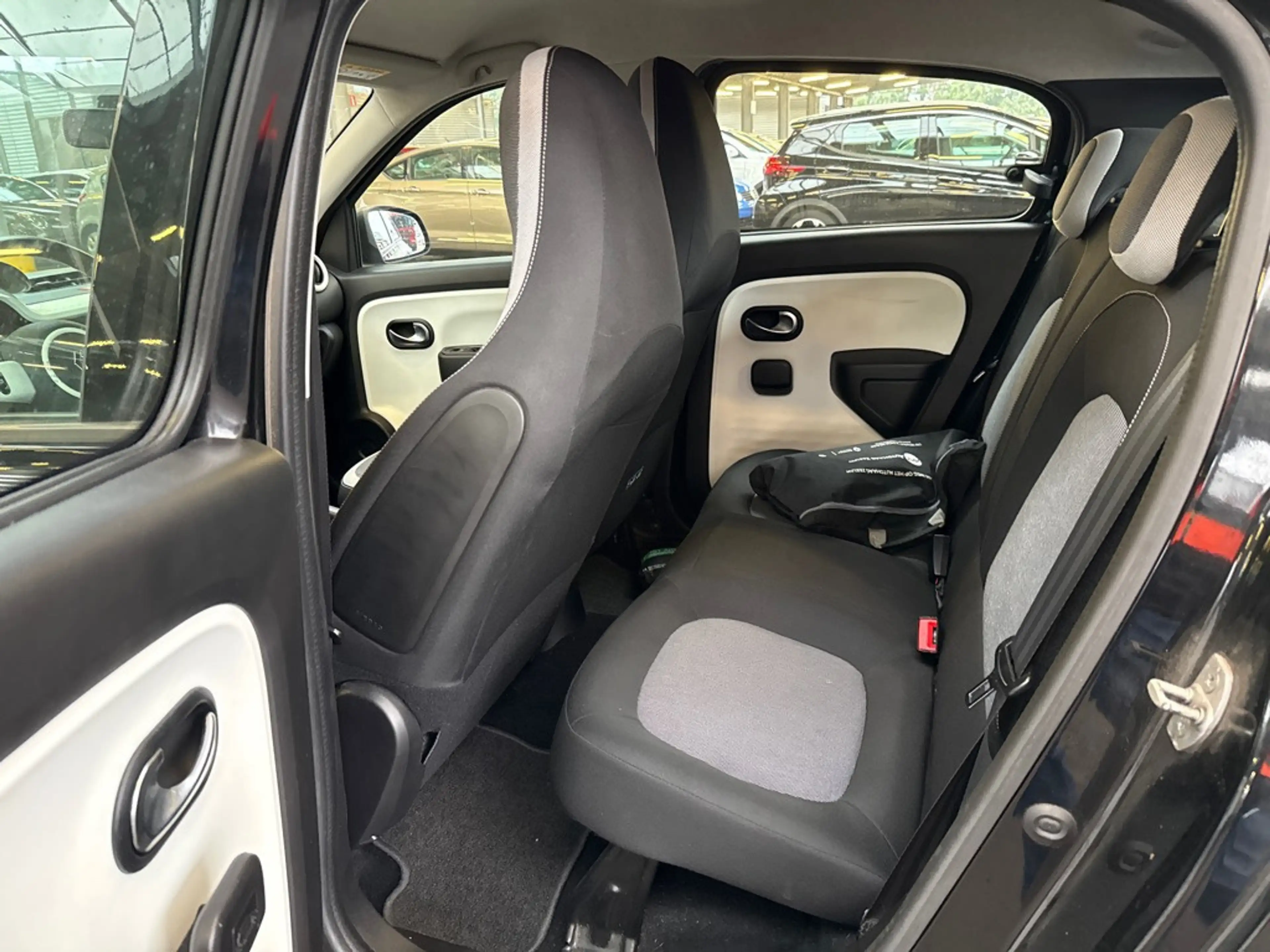 Renault Twingo 1.0 SCe Collection/ ORIGINEEL NL/ ZEER ZUINIG — photo 8