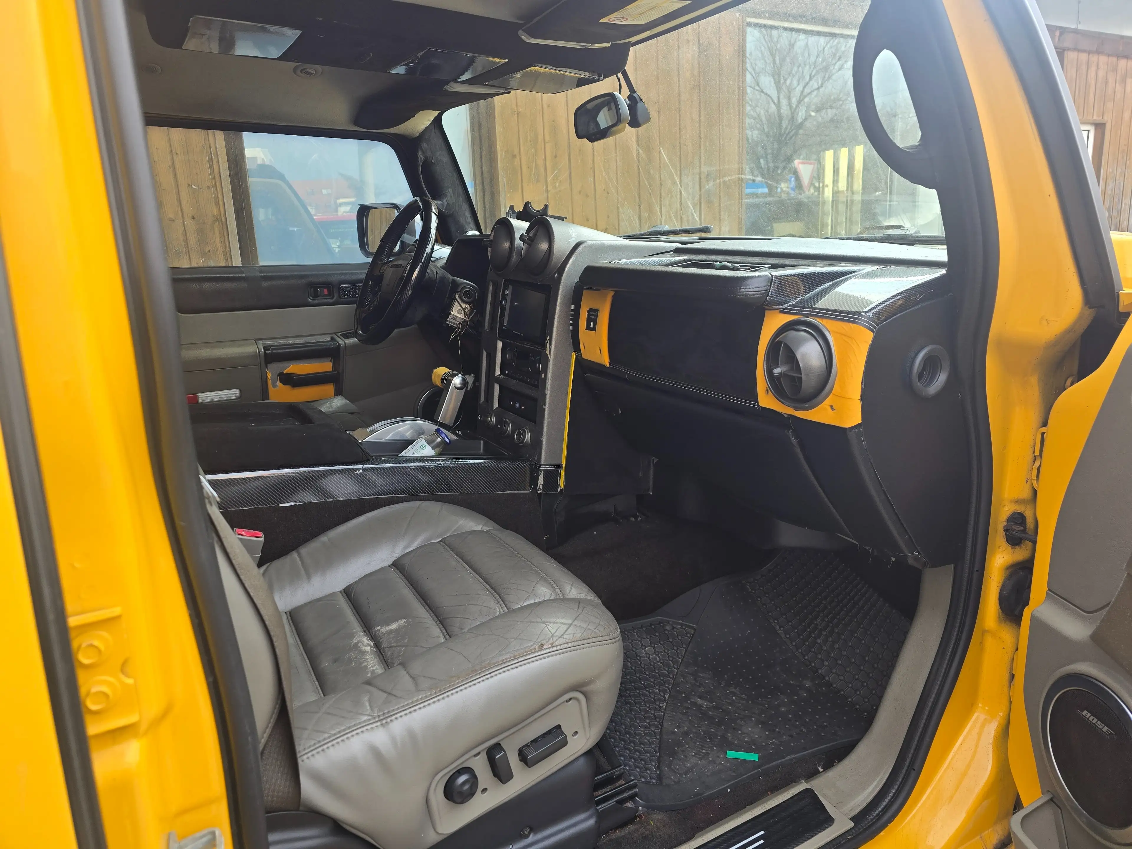 HUMMER H2 — photo 11