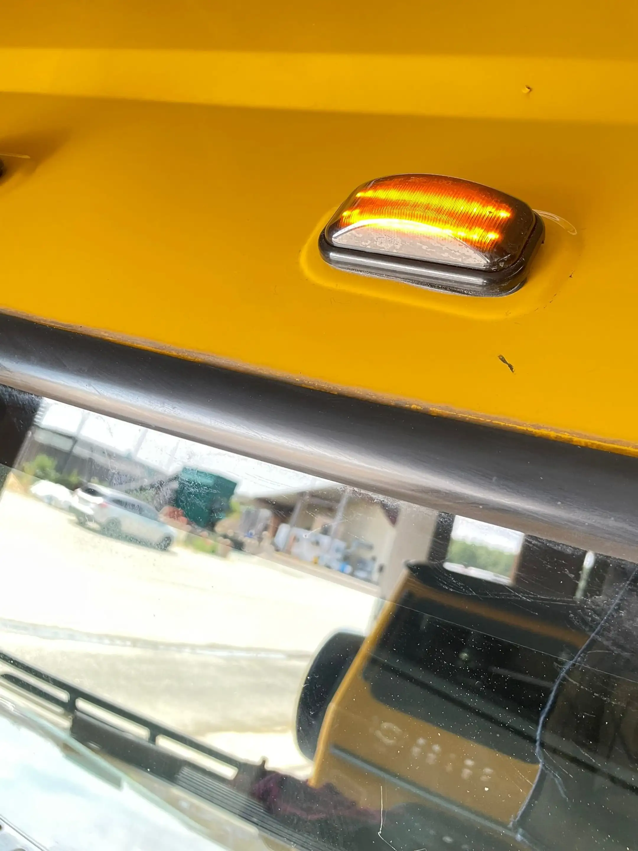 HUMMER H2 — photo 9