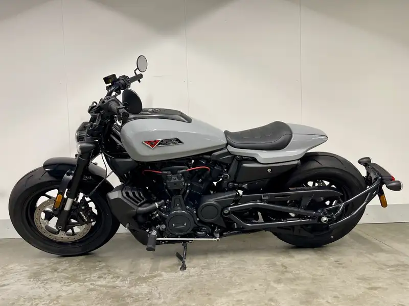 Harley-Davidson Sportster - foto 3