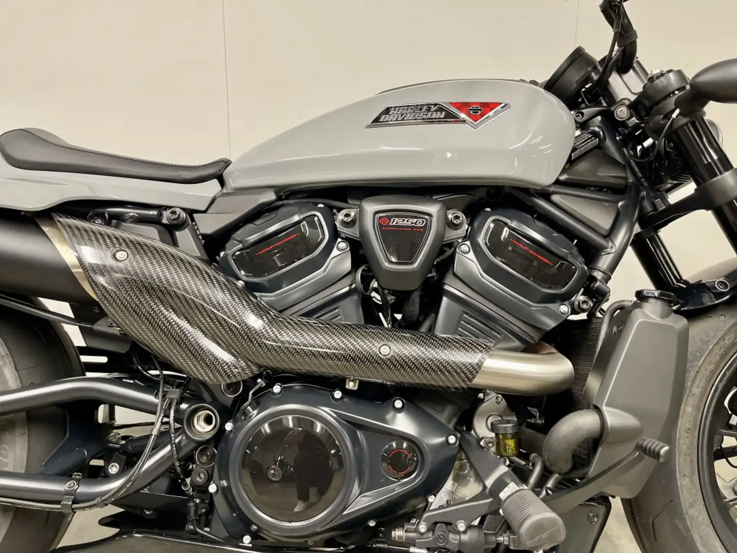 Harley-Davidson Sportster RH1250S MET ELEKTRONISCH REGELBARE UITLAAT Szary - 2