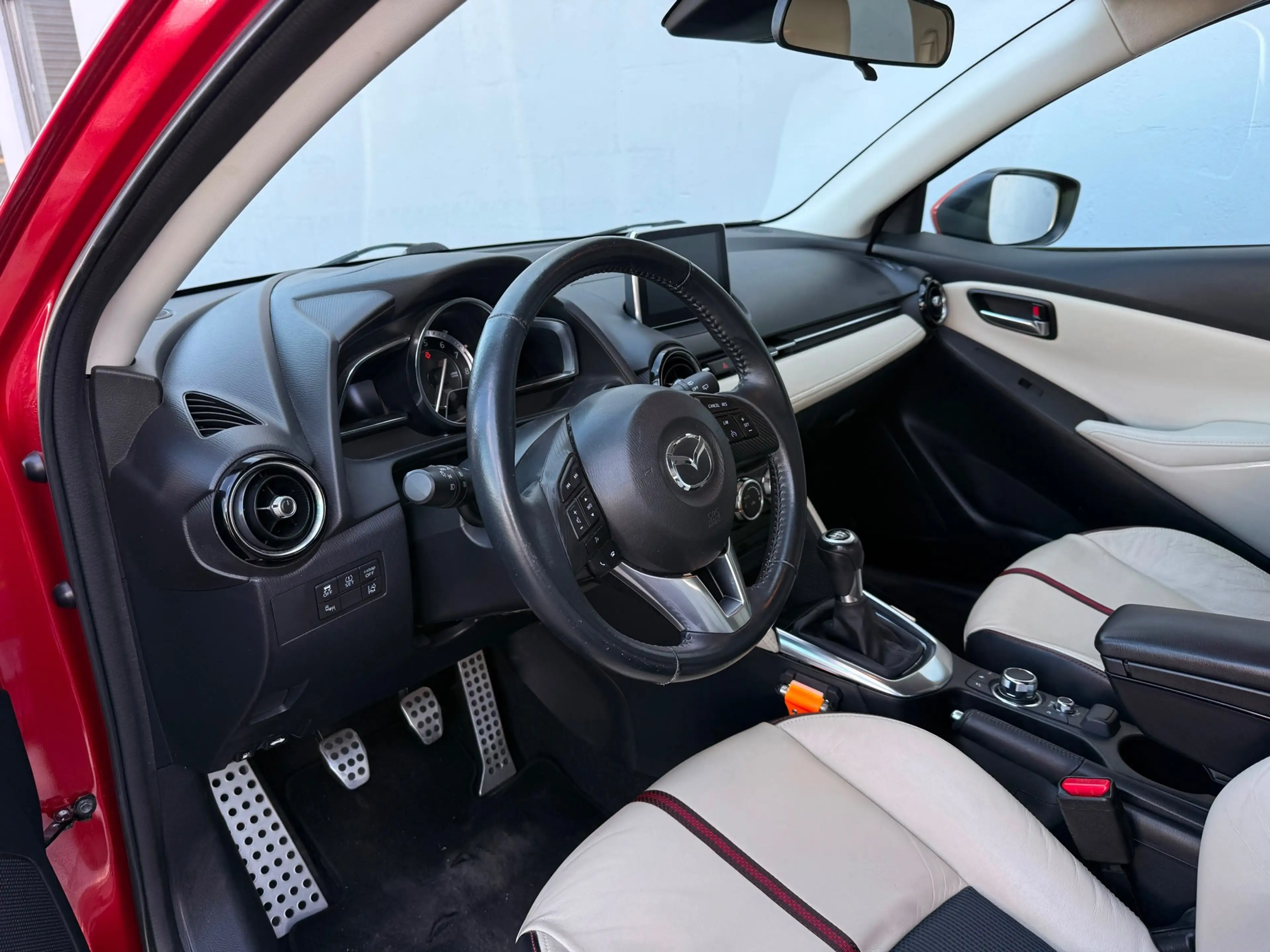 Mazda 2 1.5 Skyactiv-G Skylease GT - Panorama Dak — photo 9