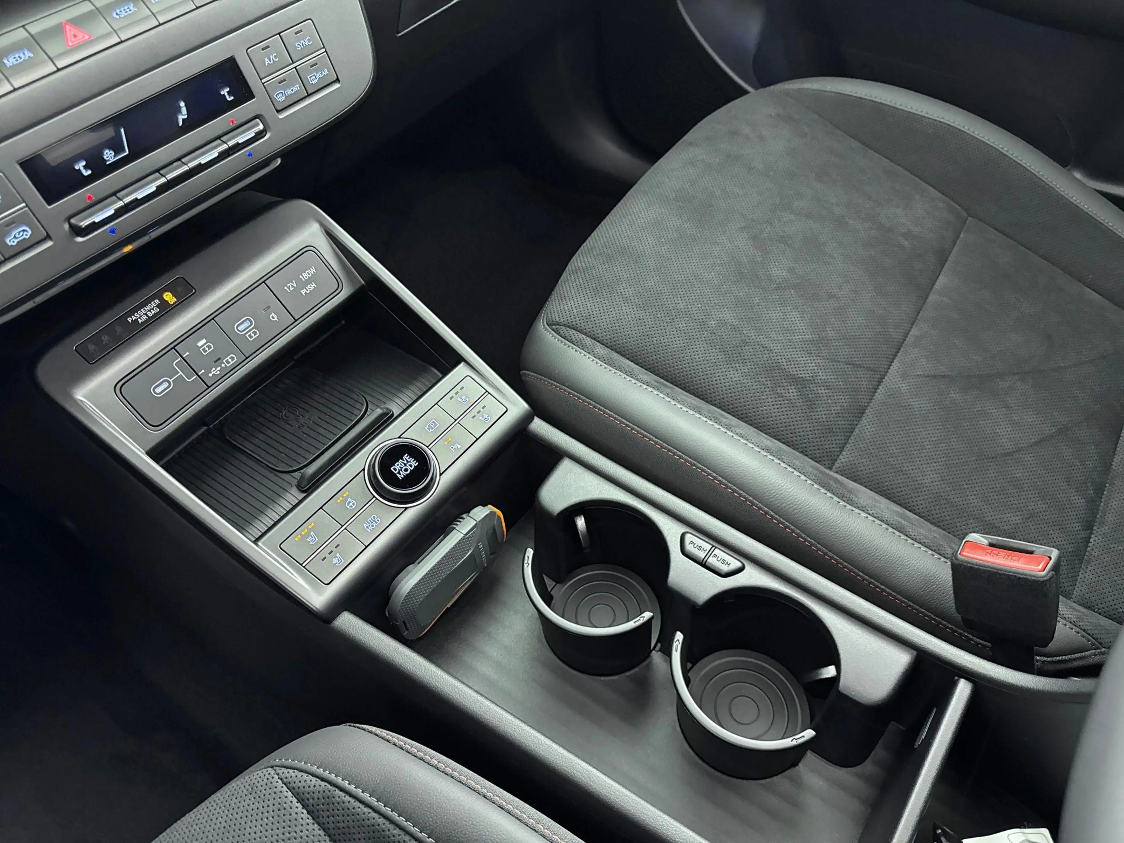 Hyundai KONA 1.6 GDI HEV N Line Sky Two Tone Panoramadak | 19 I — photo 11