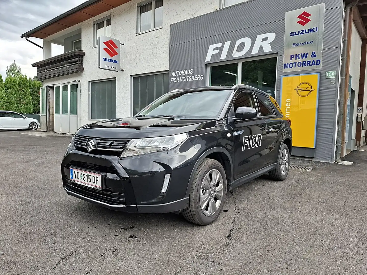 Suzuki Vitara 1,4 DITC Hybrid ALLGRIP shine Schwarz - 1