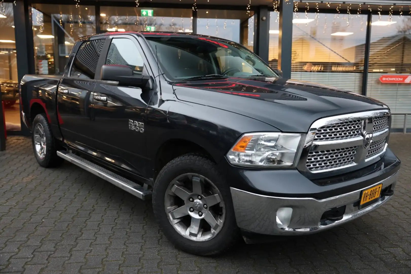Dodge RAM 1500 3.6 V6 QUAD 6.4 4WD A/T VAN Gris - 1