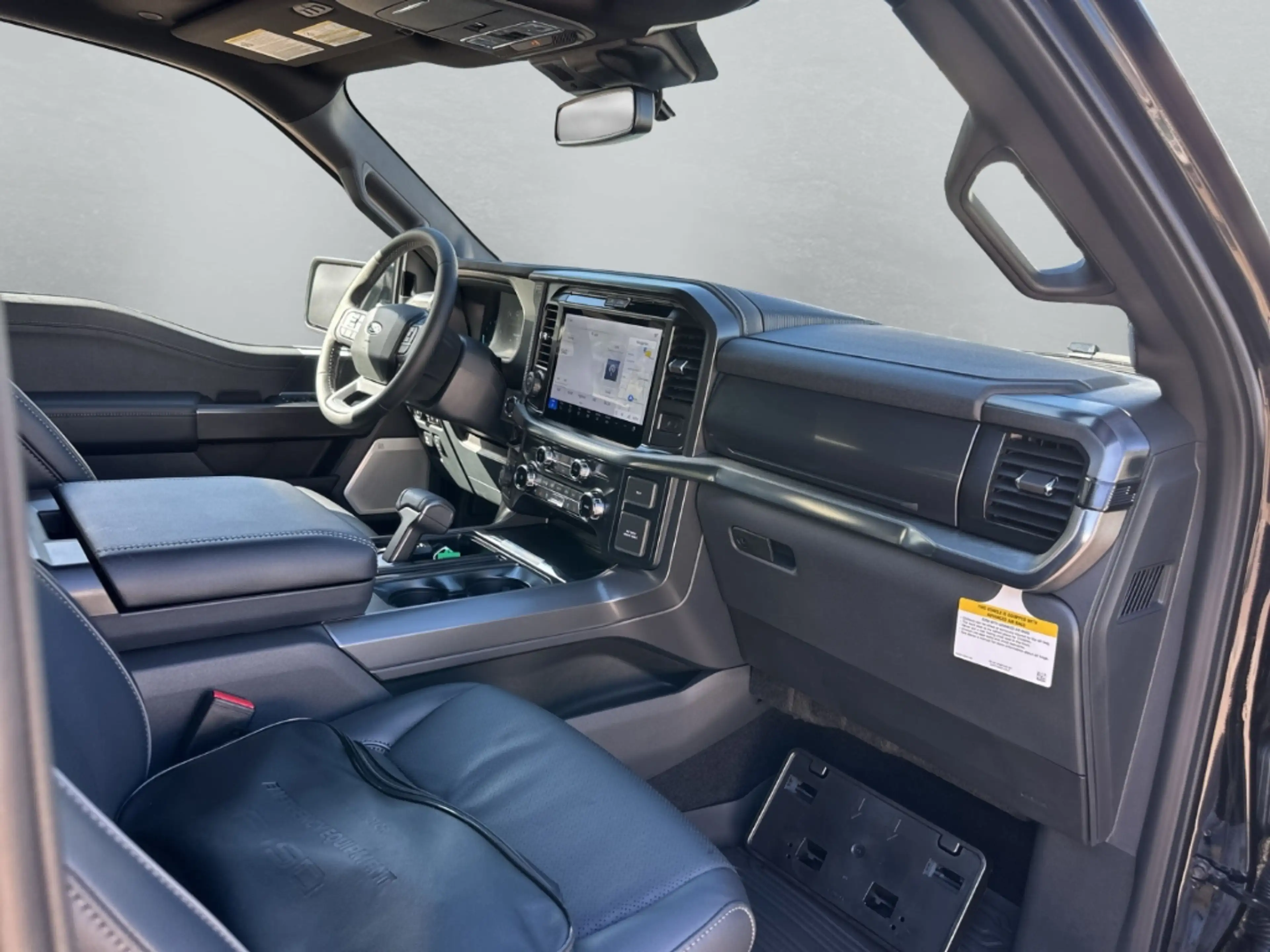 Ford F 150 Lariat Black-Ed. MY 2026 Deutsches Modell — photo 14