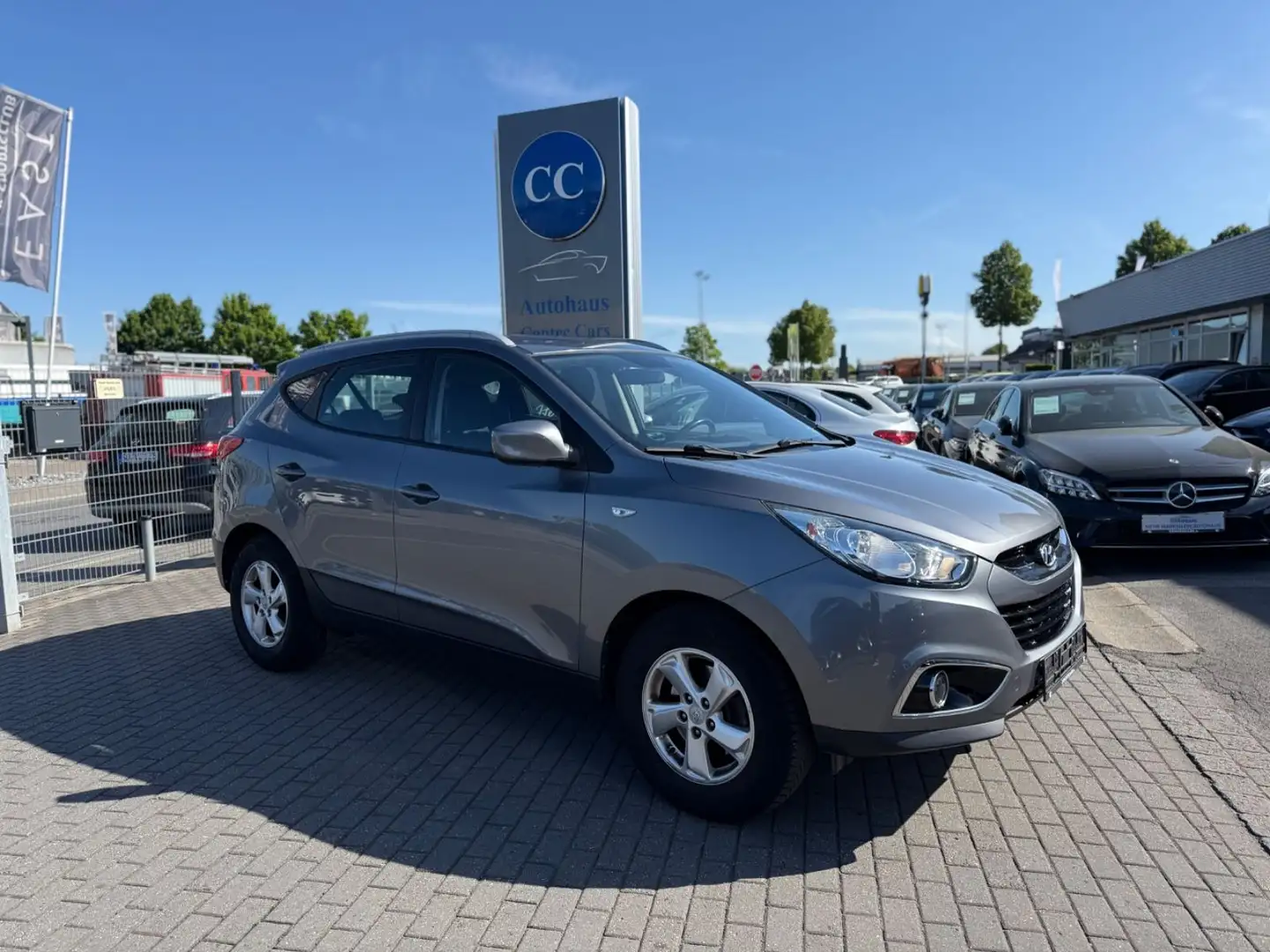 Hyundai iX35 5 Star Edition 2WD GUTER ZUSTAND Gris - 1