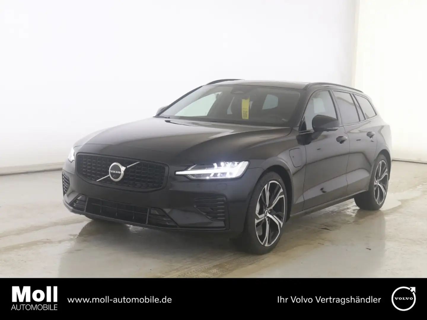 Volvo V60 Kombi Ultra Dark Recharge Plug-In Hybrid AWD HUD S Schwarz - 1