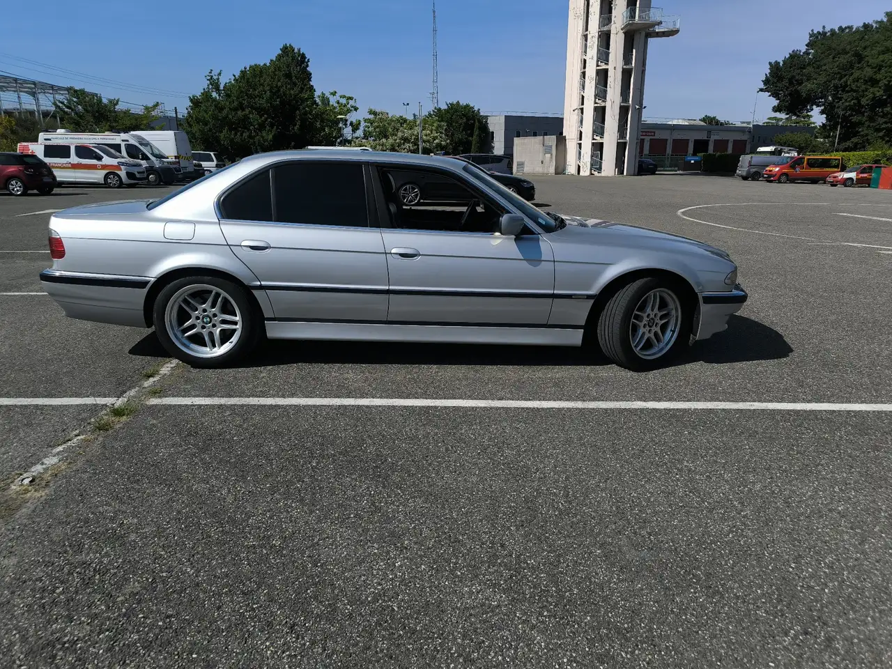 BMW 740d A, foto 8