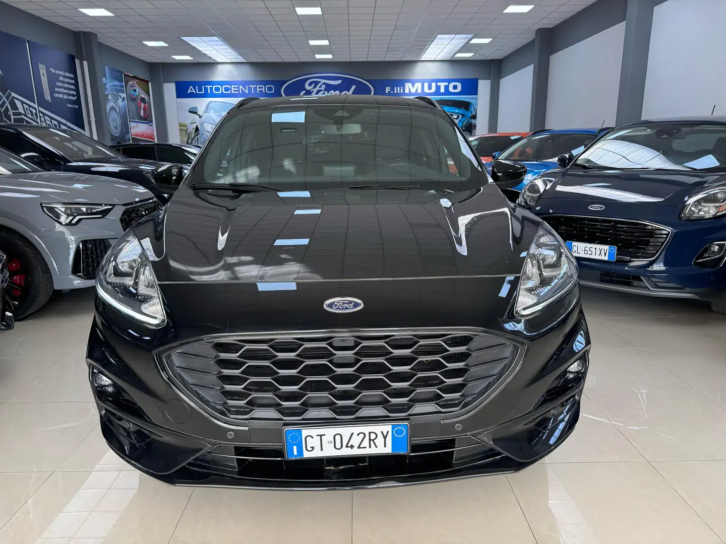 Ford Kuga Kuga 2.0 Ecoblue ST-Line 120cv AUTOMATICA IVA ESP. Nero - 2