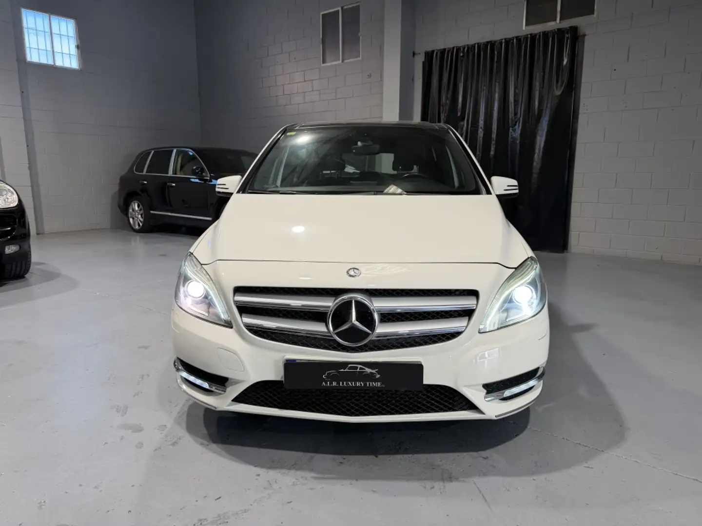 Mercedes-Benz B 180 CDI 7G-DCT Weiß - 2