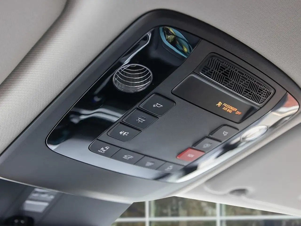 Kia Carnival снимка Kia Carnival