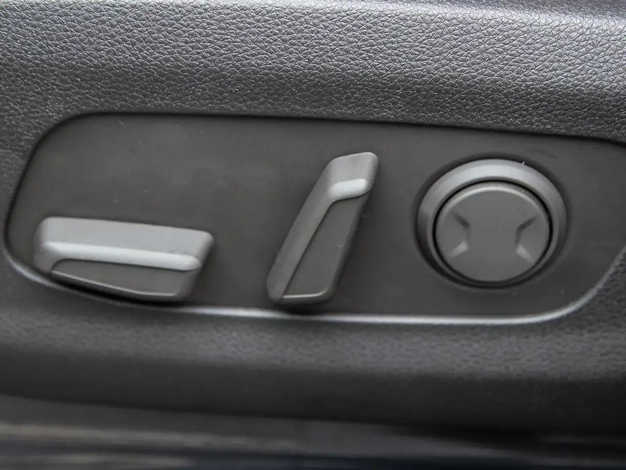 Kia Carnival снимка Kia Carnival
